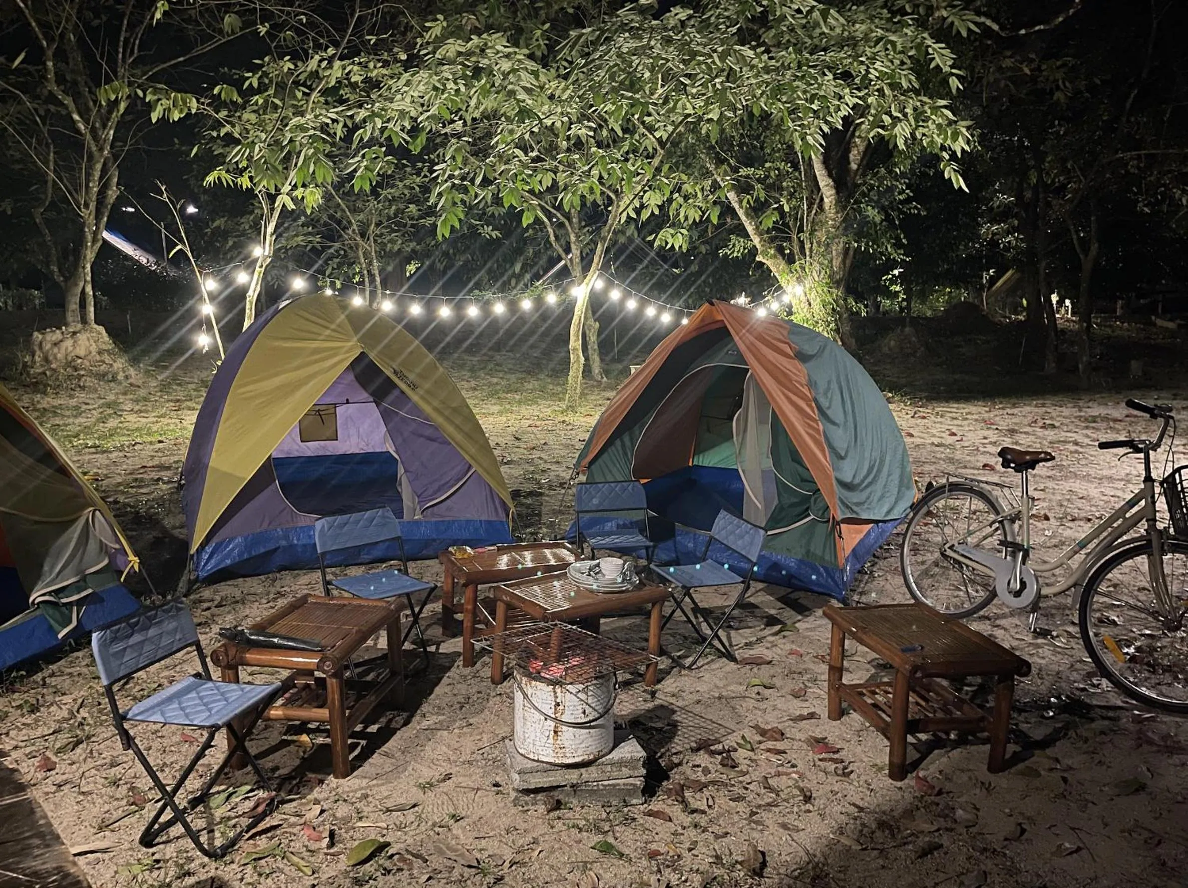 Night in Sawasdee Lagoon Camping & Restaurant