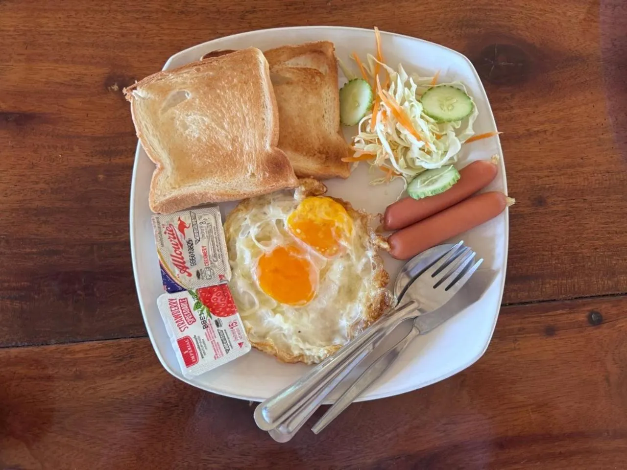 Food in Sawasdee Lagoon Camping & Restaurant