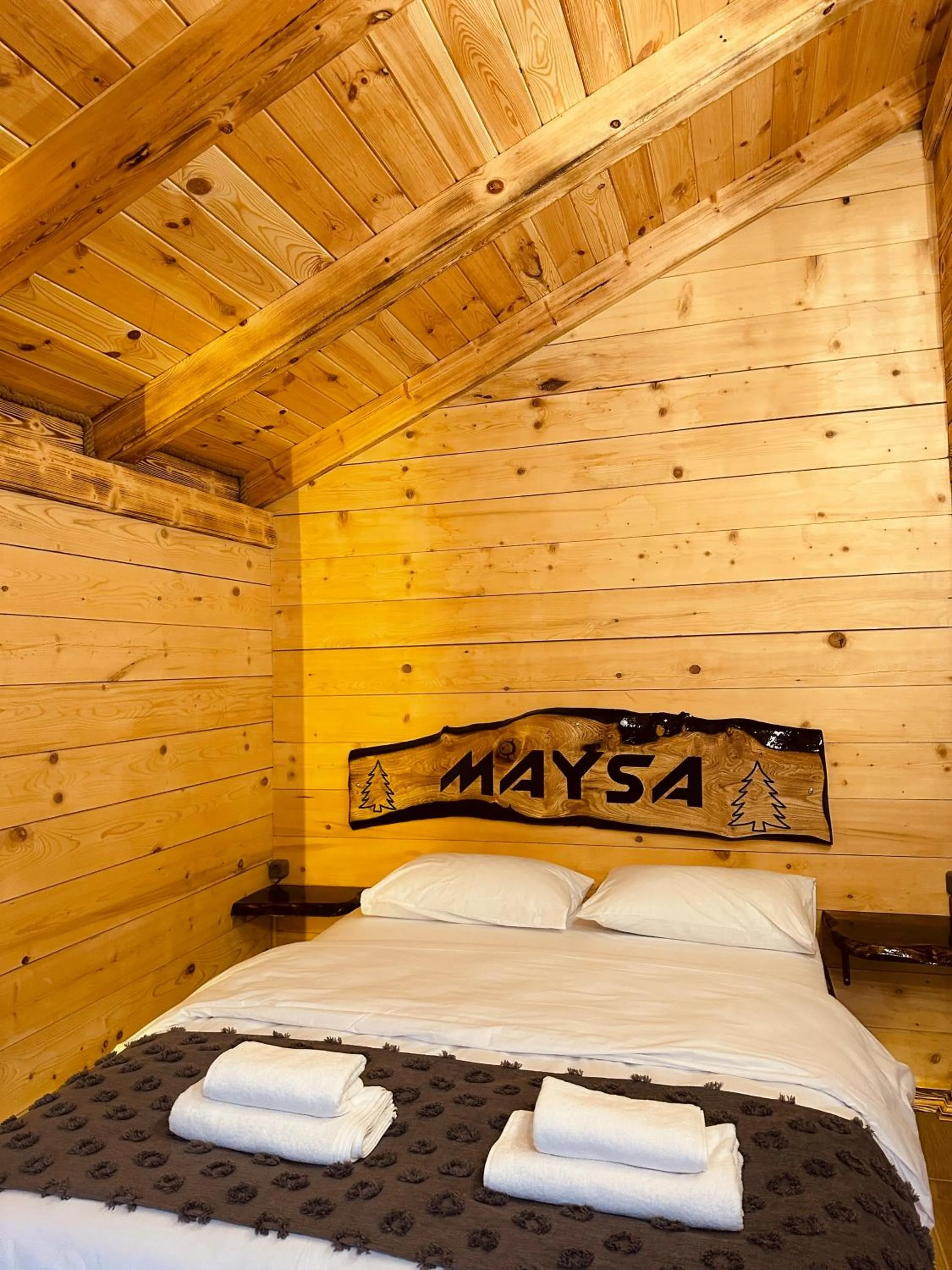 Bed in Maysa Suit Bungalov