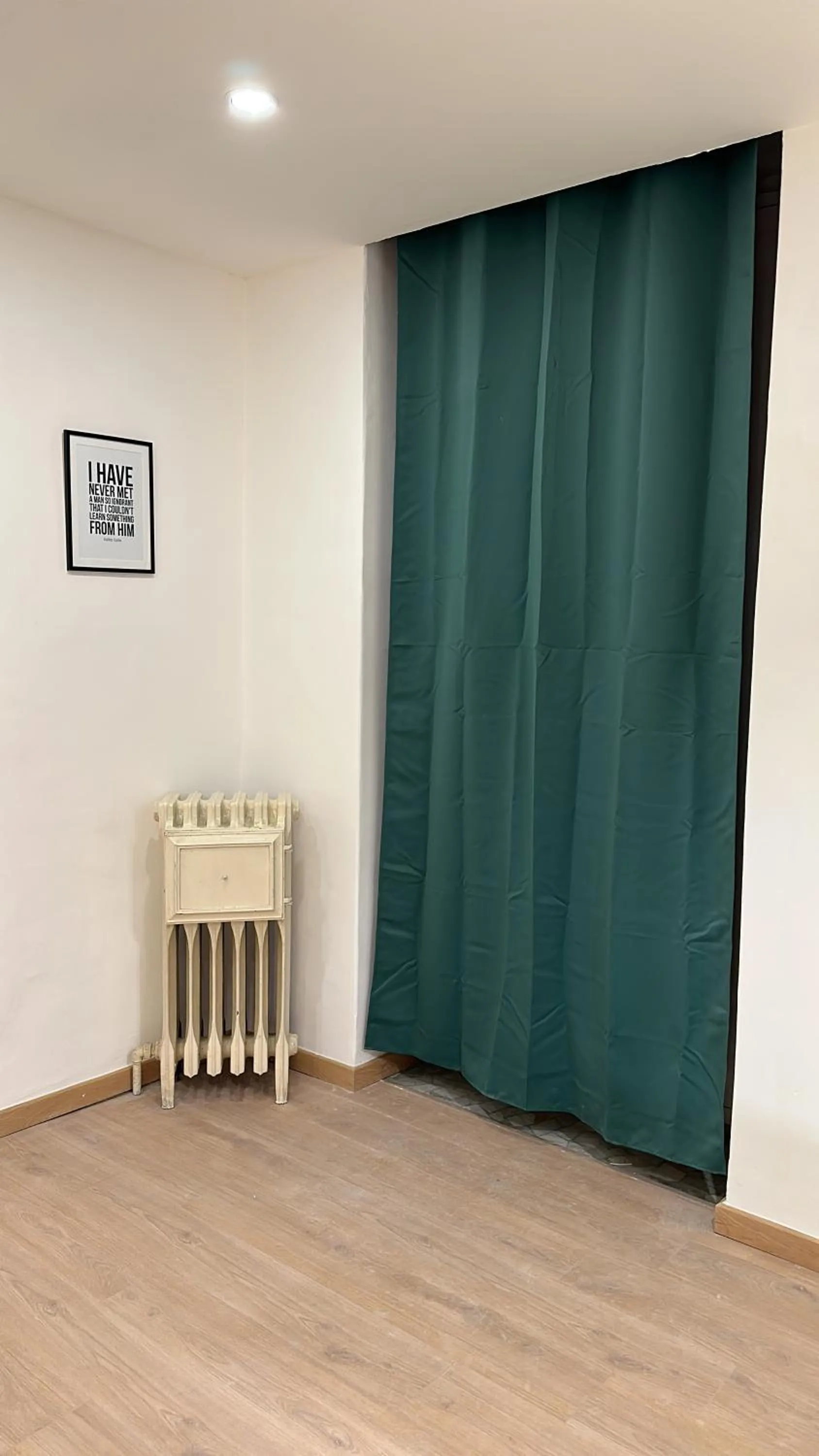 TV/Entertainment Center in Maison Dante