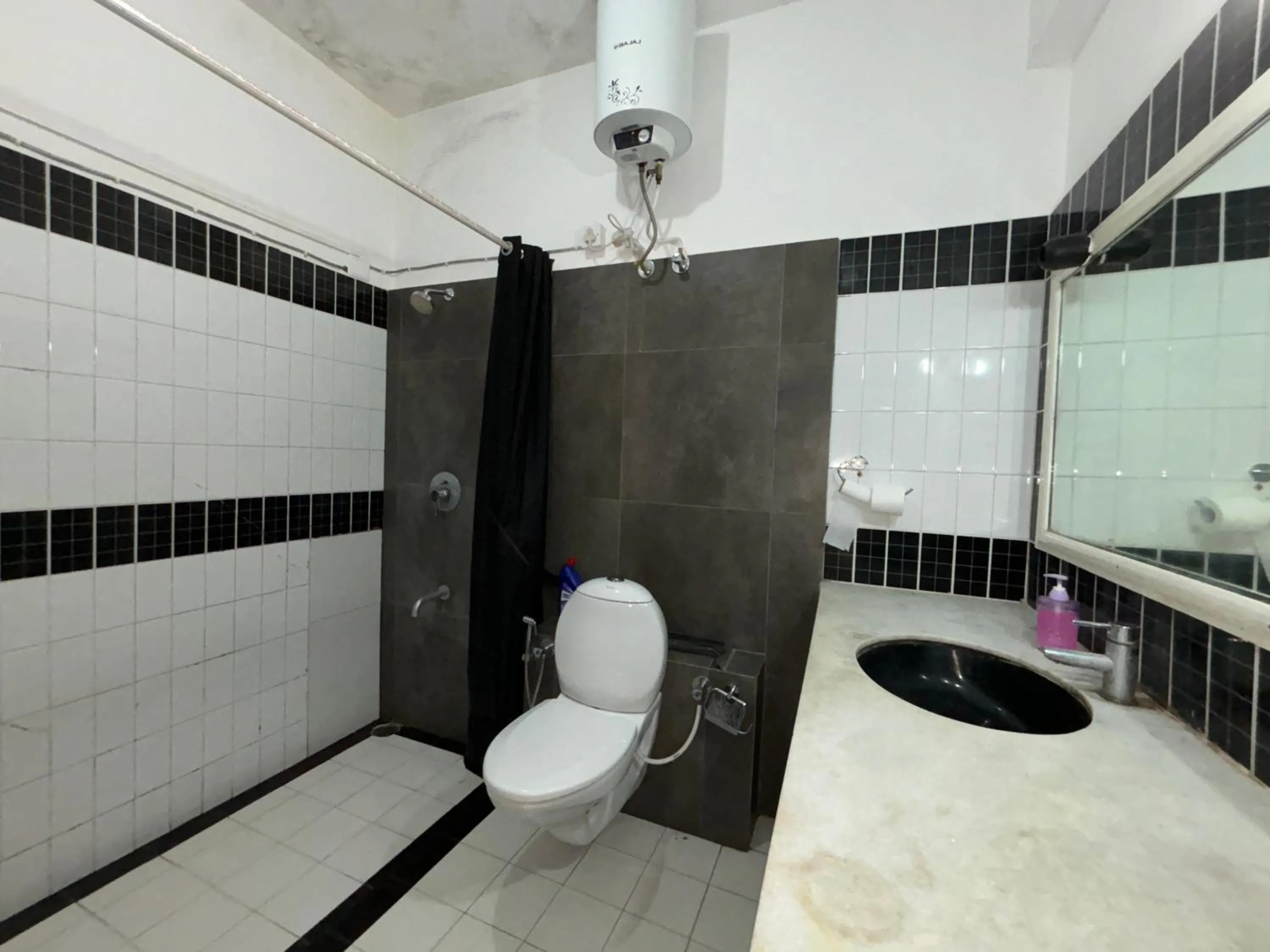 Bathroom in BYOC Hostels - Indiranagar