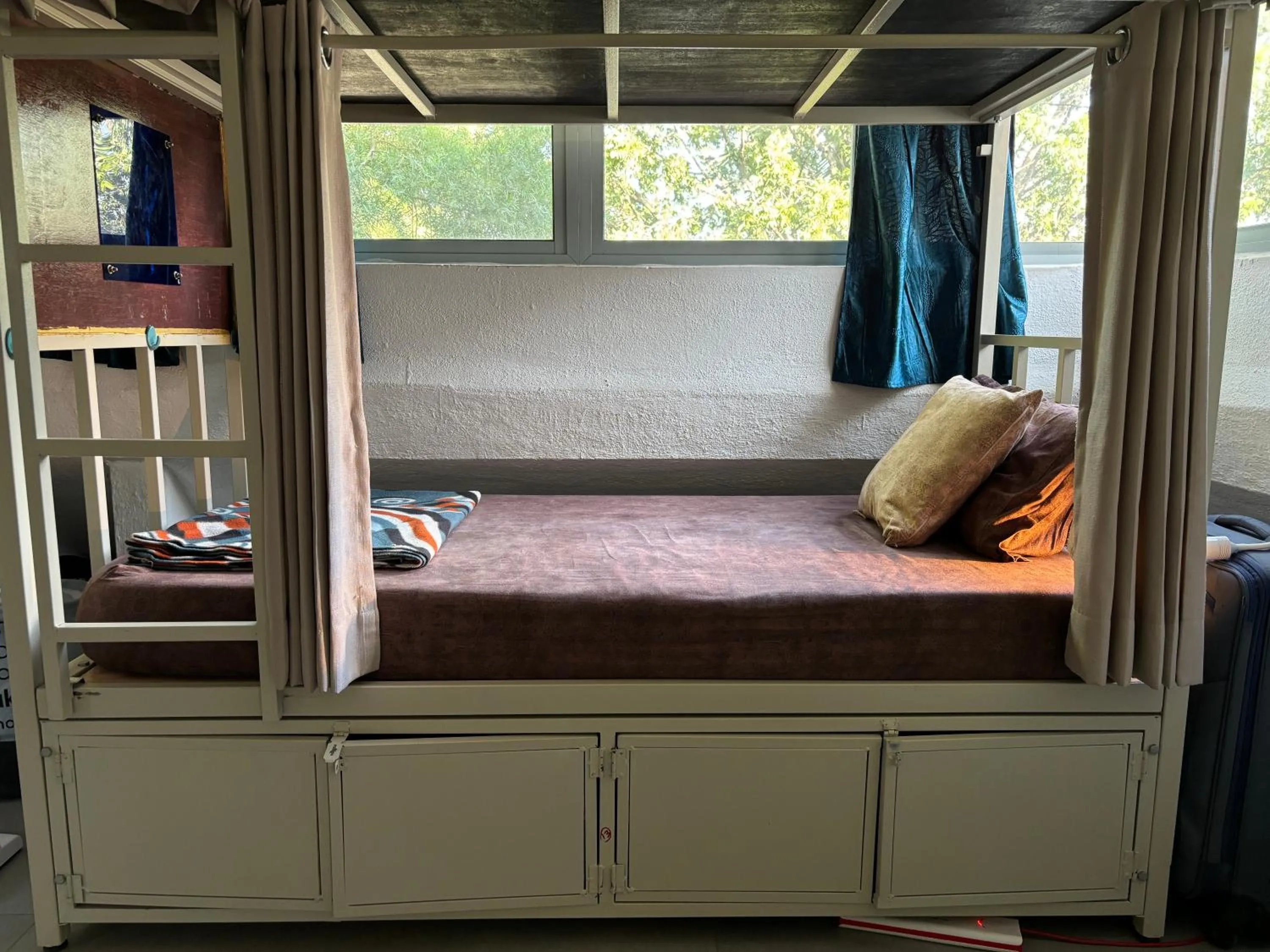 bunk bed, Bed in BYOC Hostels - Indiranagar