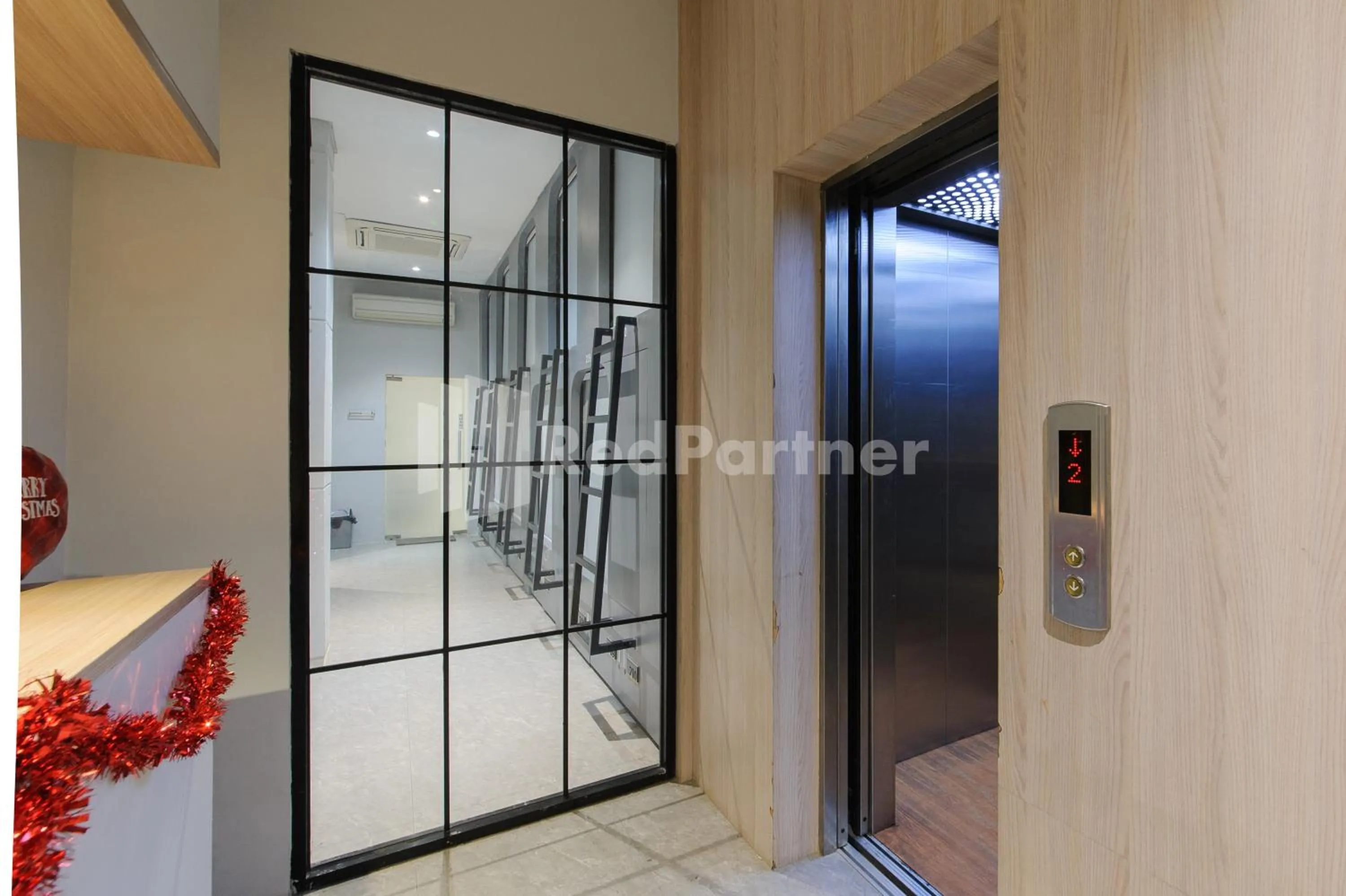 Other in Ketje Luxury Capsule Mitra RedDoorz