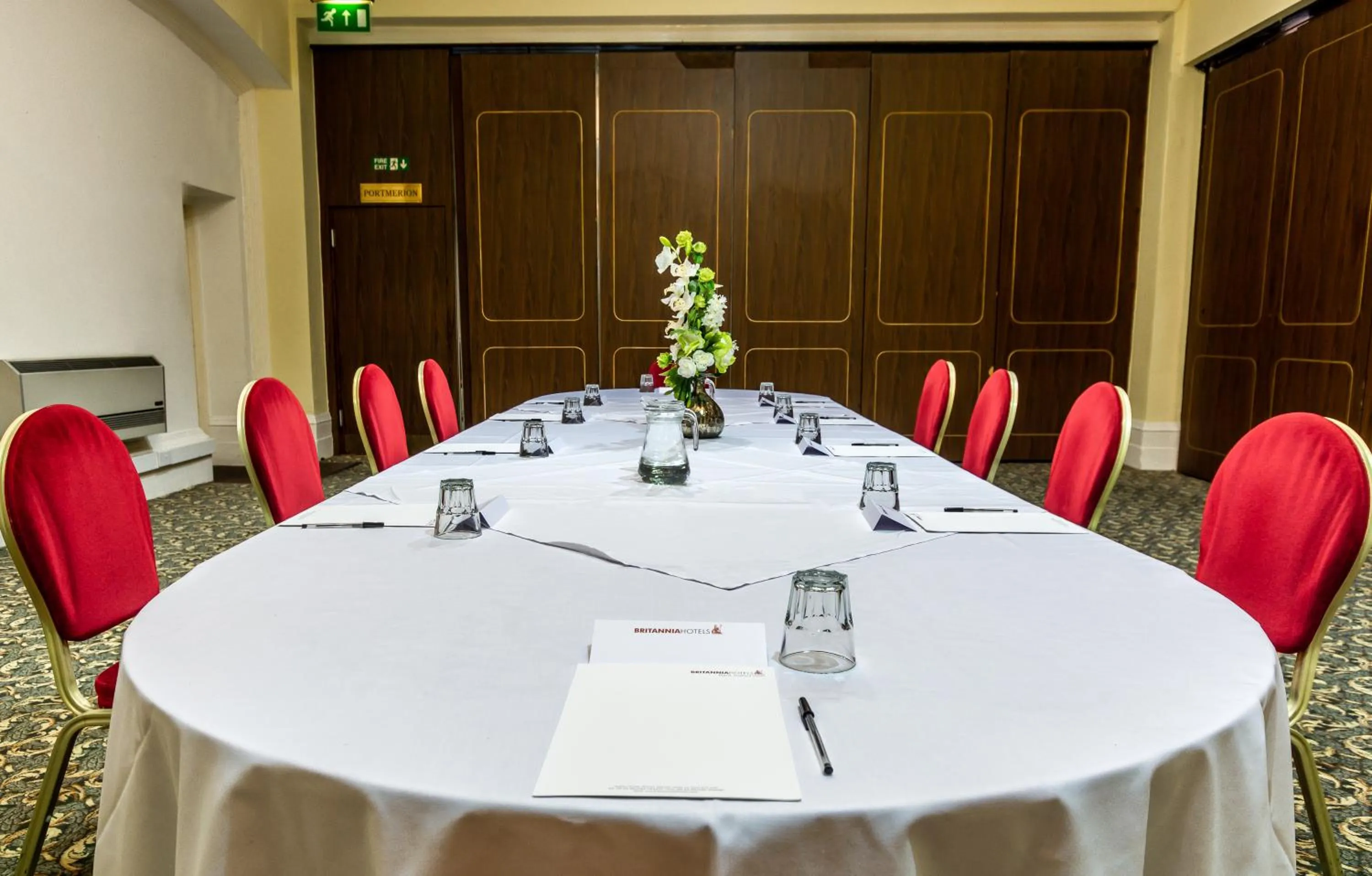 Business facilities in North Stafford Hotel
