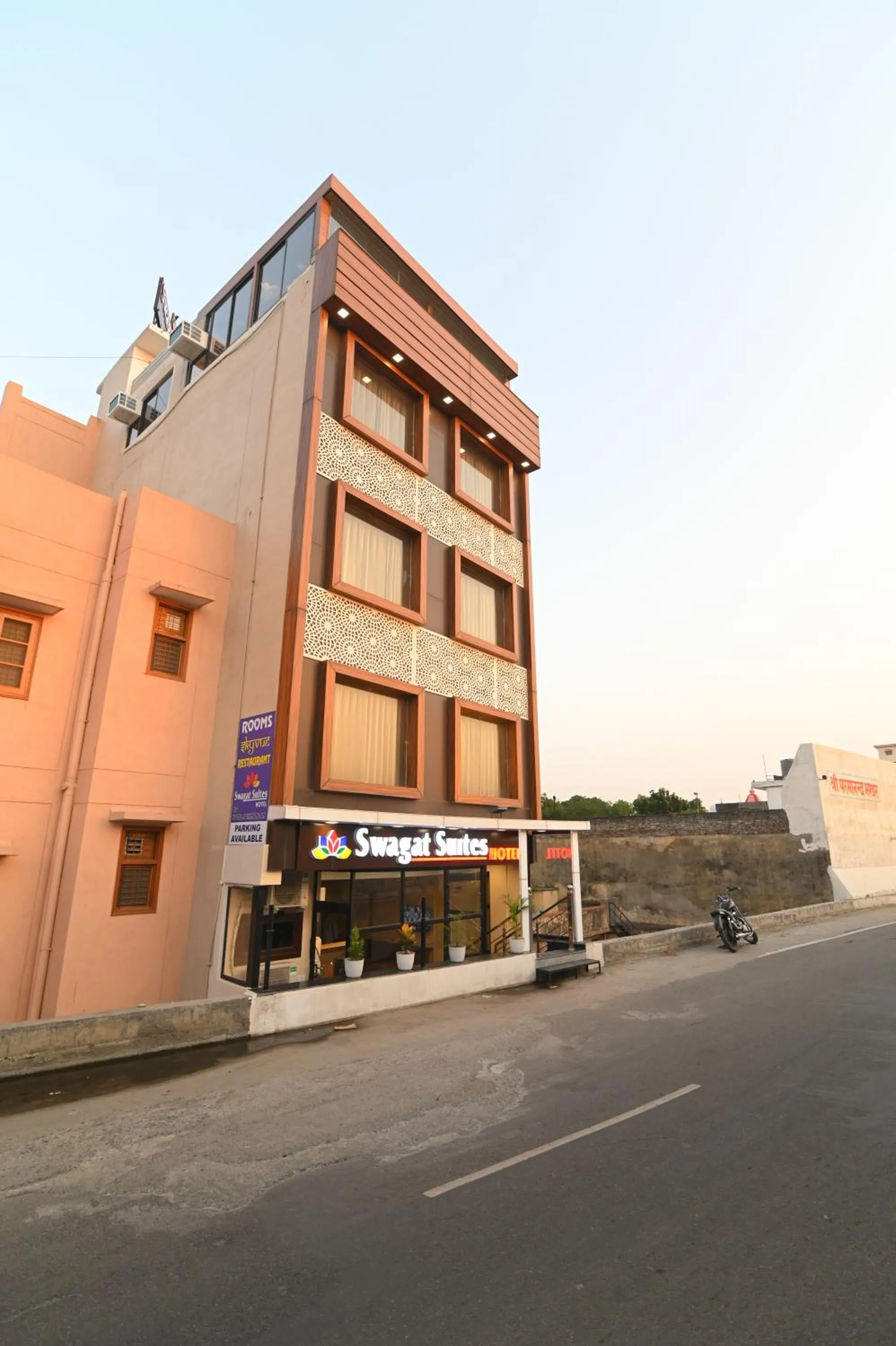 Property building in Hotel Swagat Suites