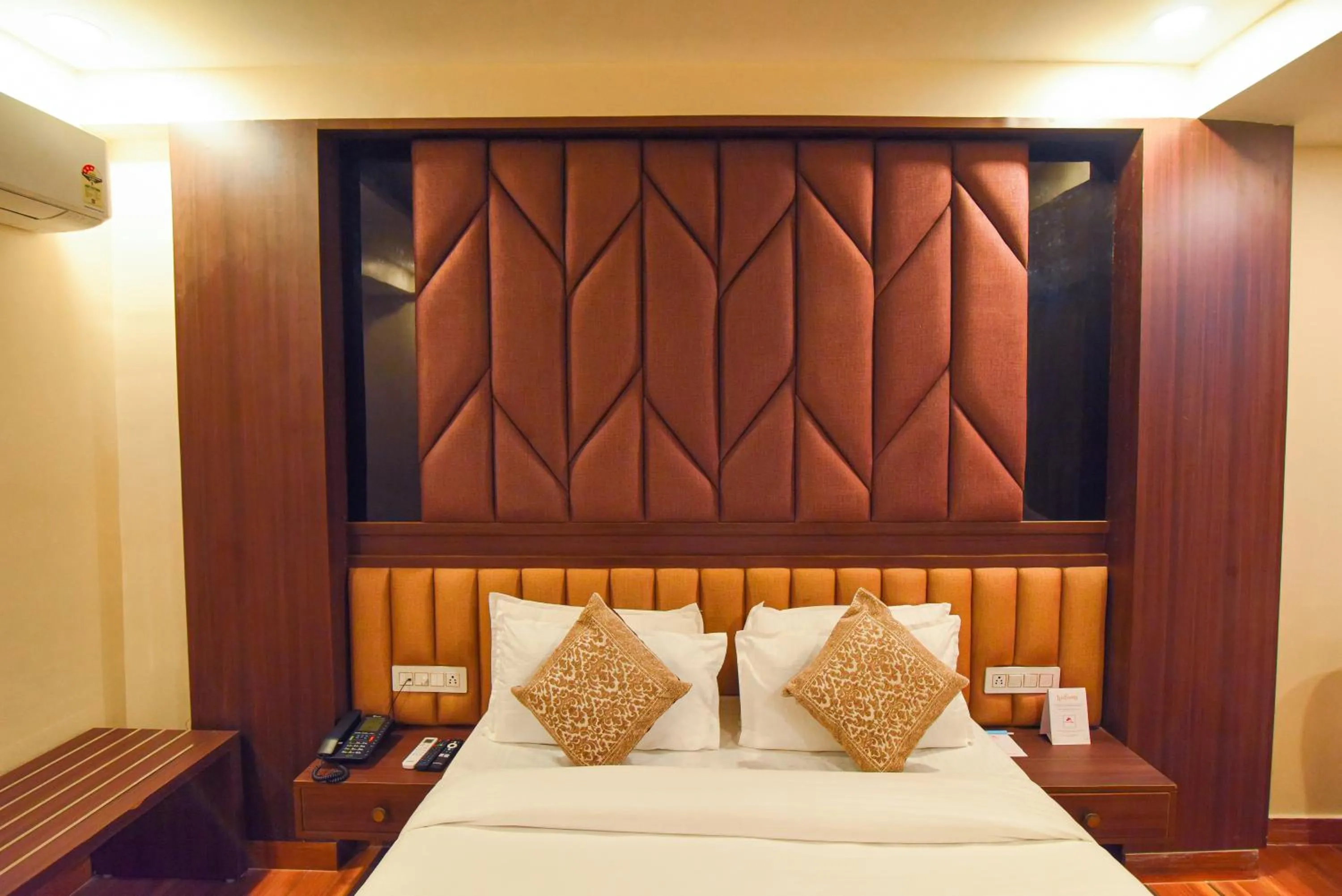 Bedroom, Bed in Hotel Swagat Suites