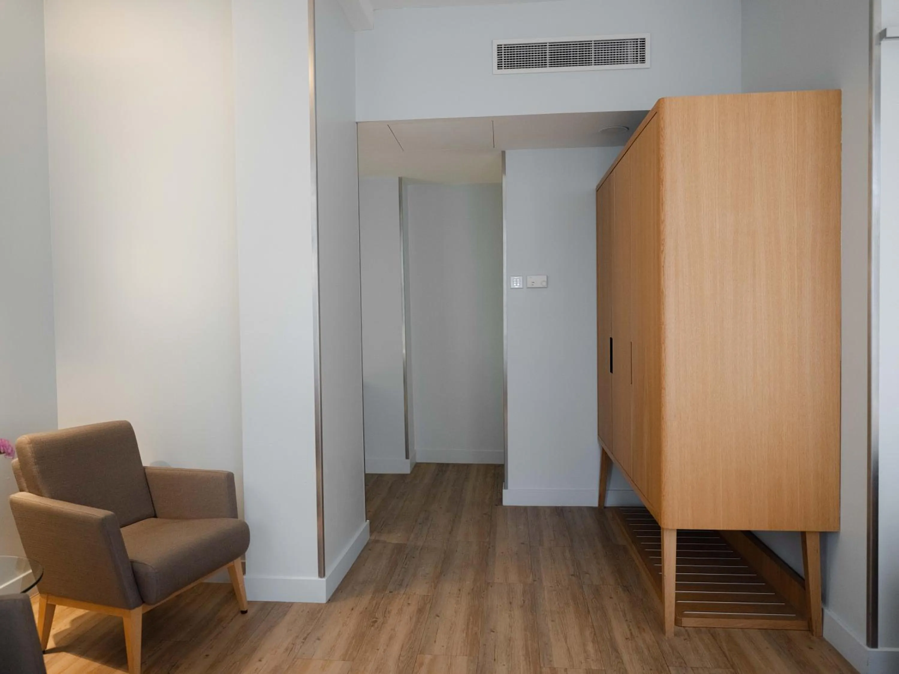 Seating area in Swissôtel Amsterdam