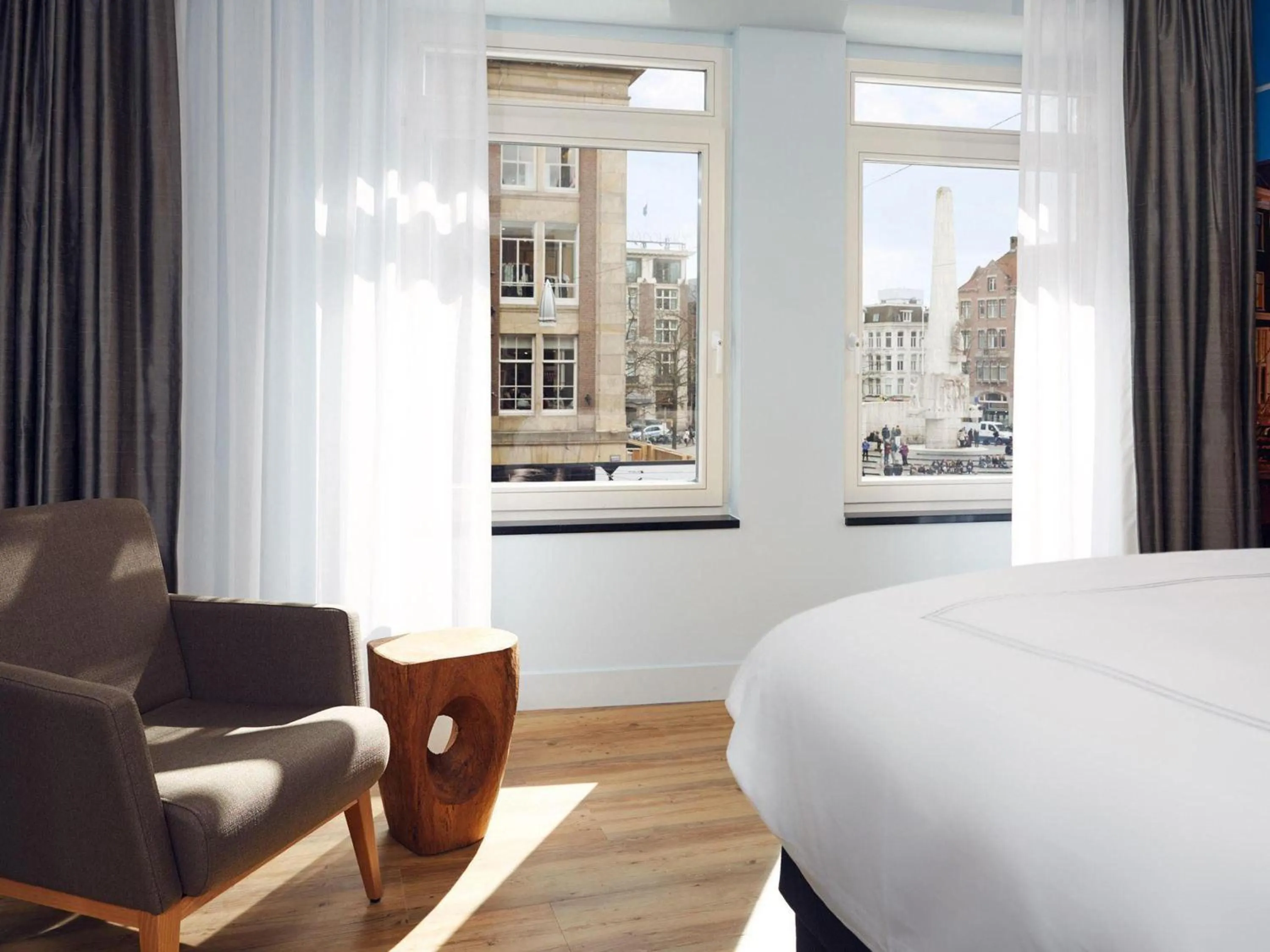 Bedroom, Bed in Swissôtel Amsterdam