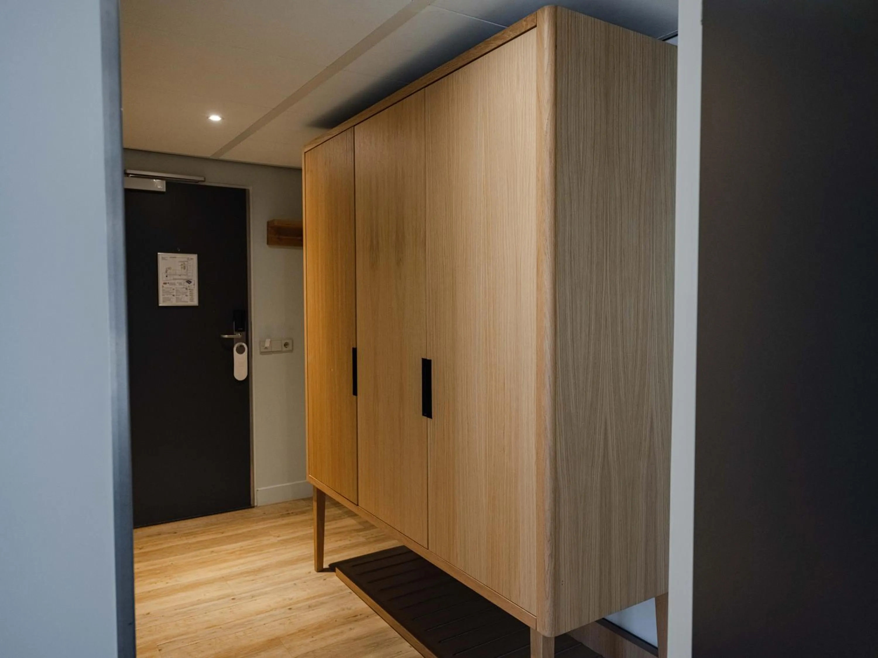 wardrobe in Swissôtel Amsterdam