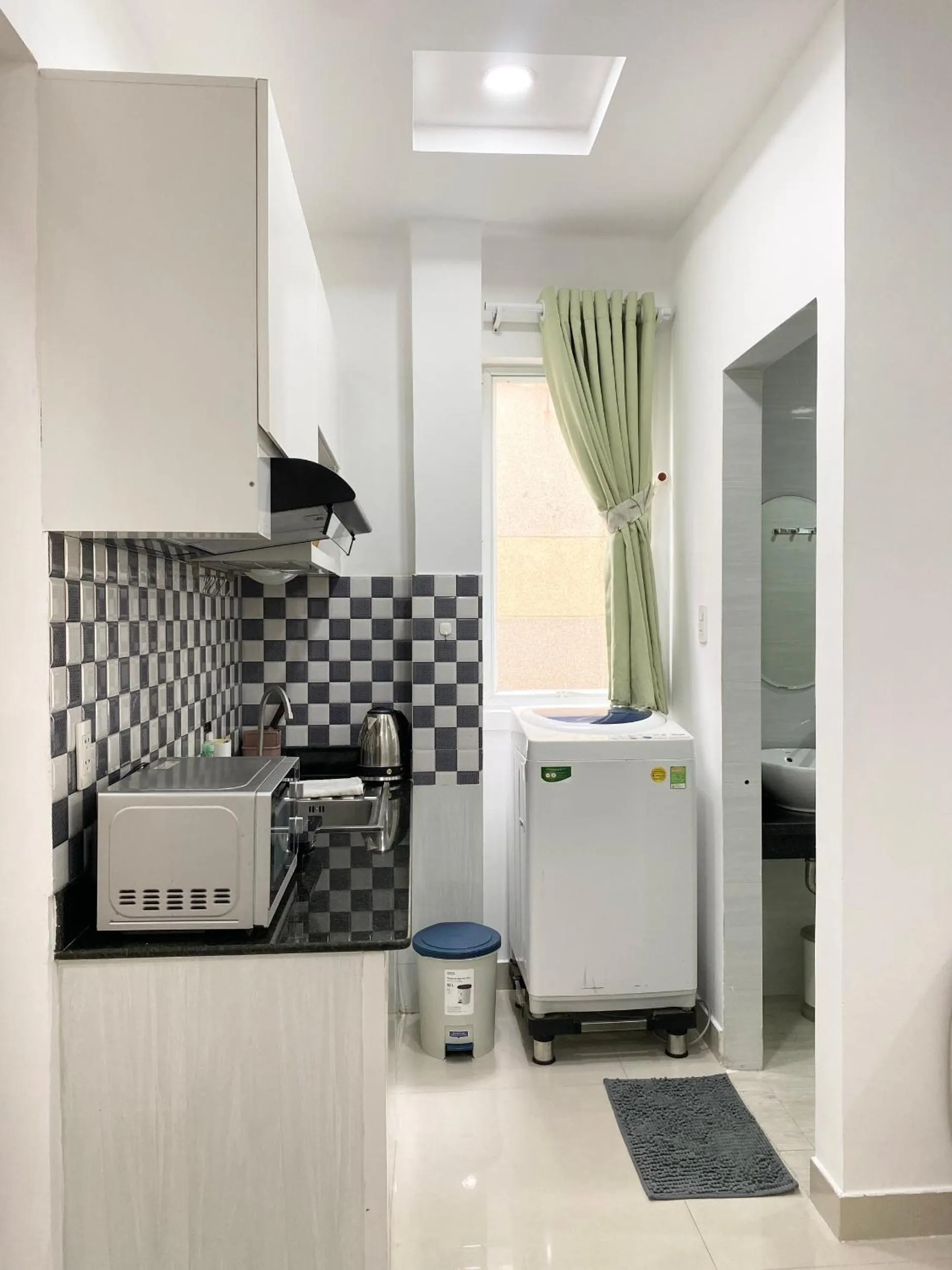 Kitchen or kitchenette in Home Away Minh Khai - Serviced Apartment