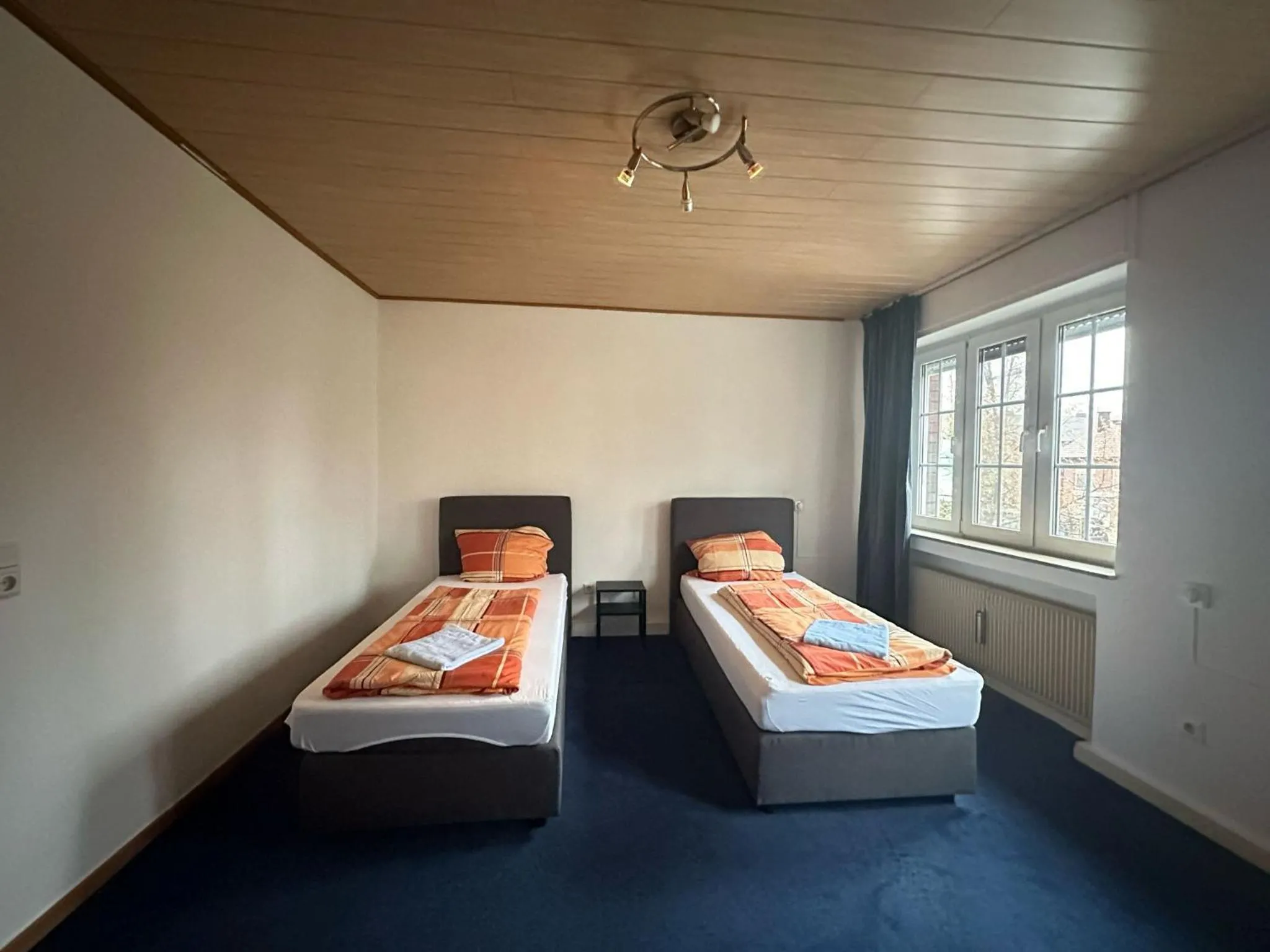 Bedroom, Bed in TM Hotel Westfalen
