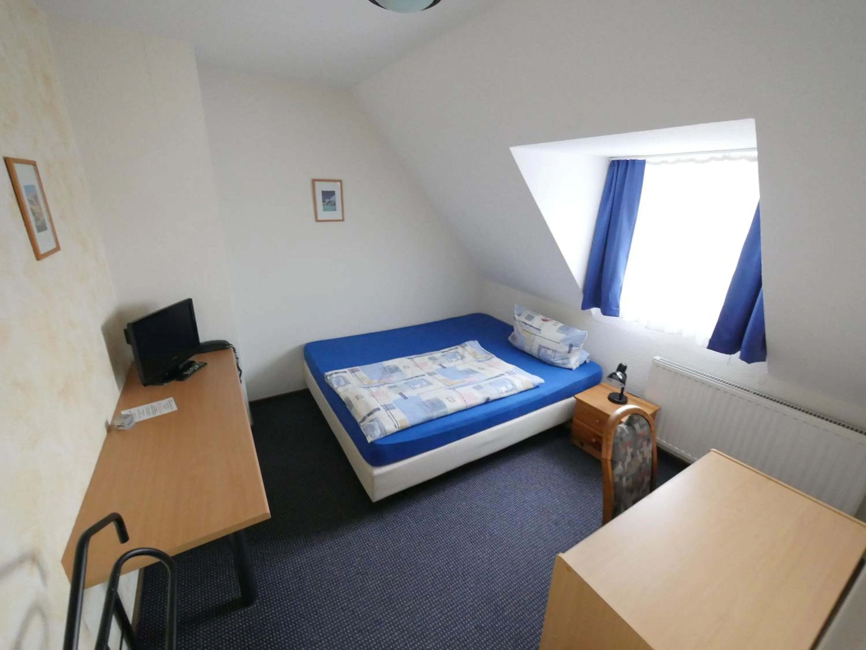 Bedroom, Bed in TM Hotel Westfalen