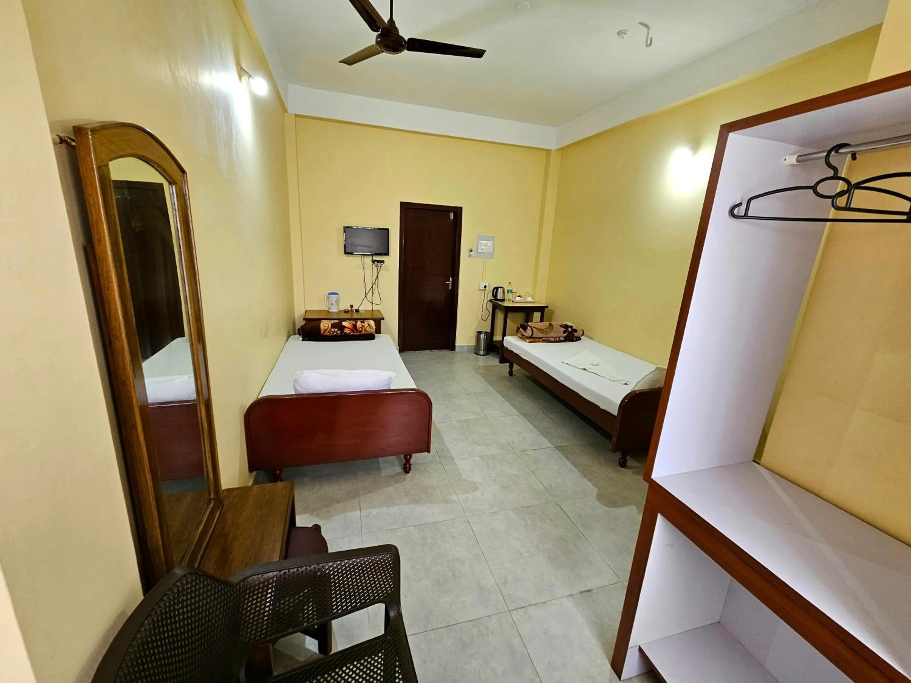Bed in Hotel Rishiraj