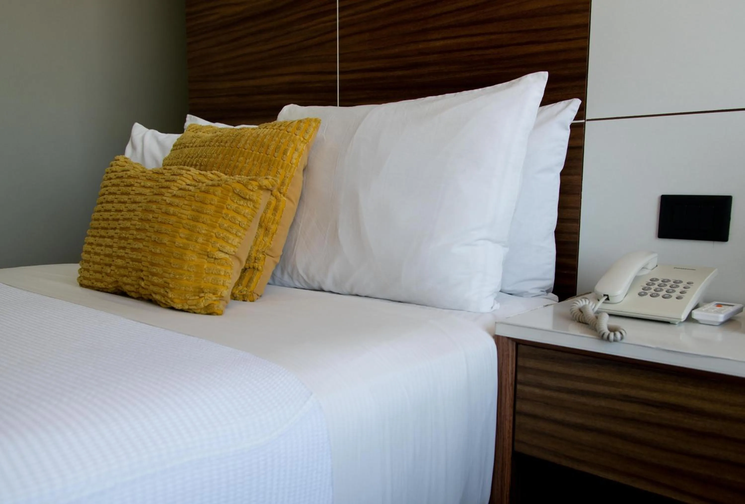 Bed in HVH by Yaxché