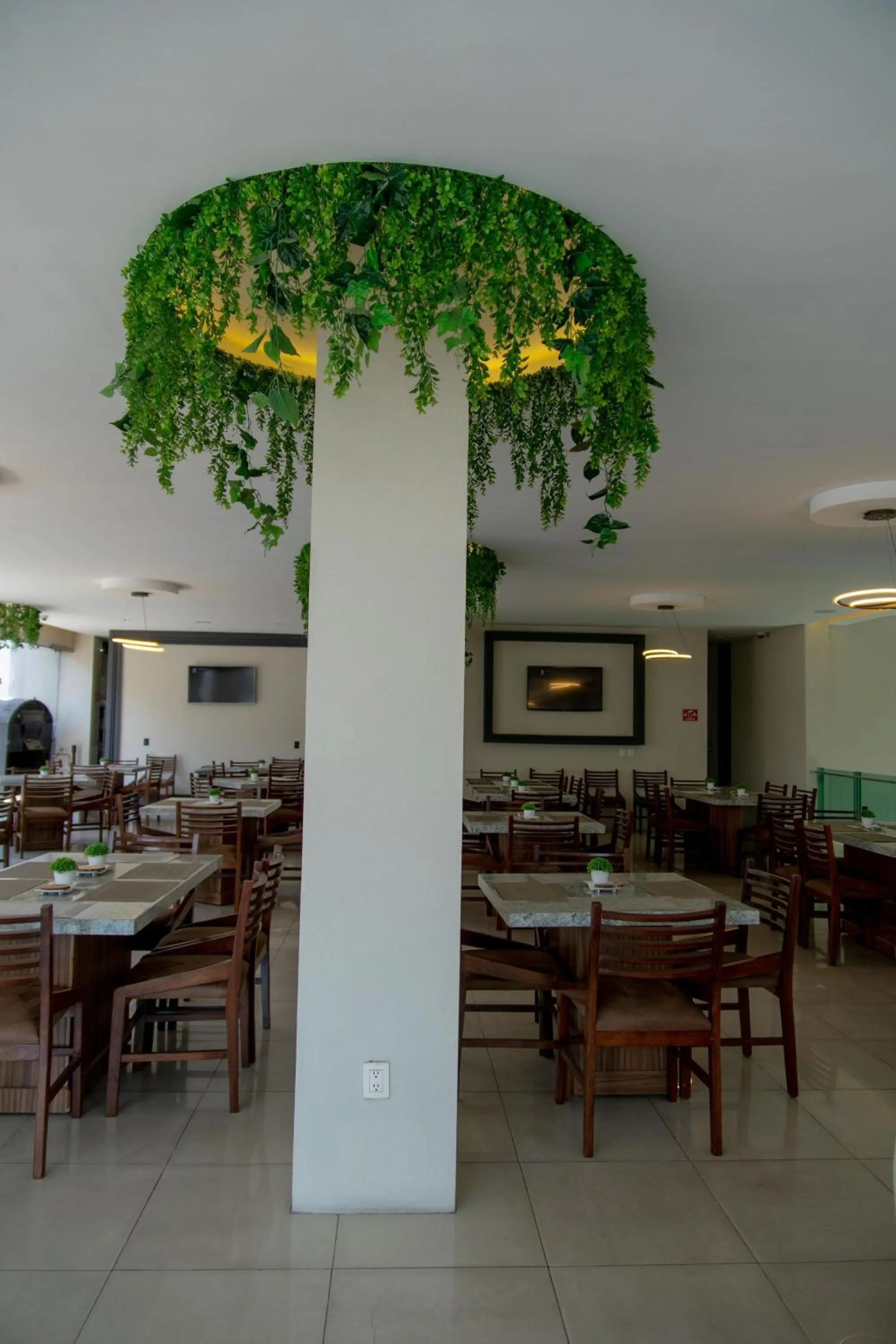 Restaurant/places to eat in HVH by Yaxché