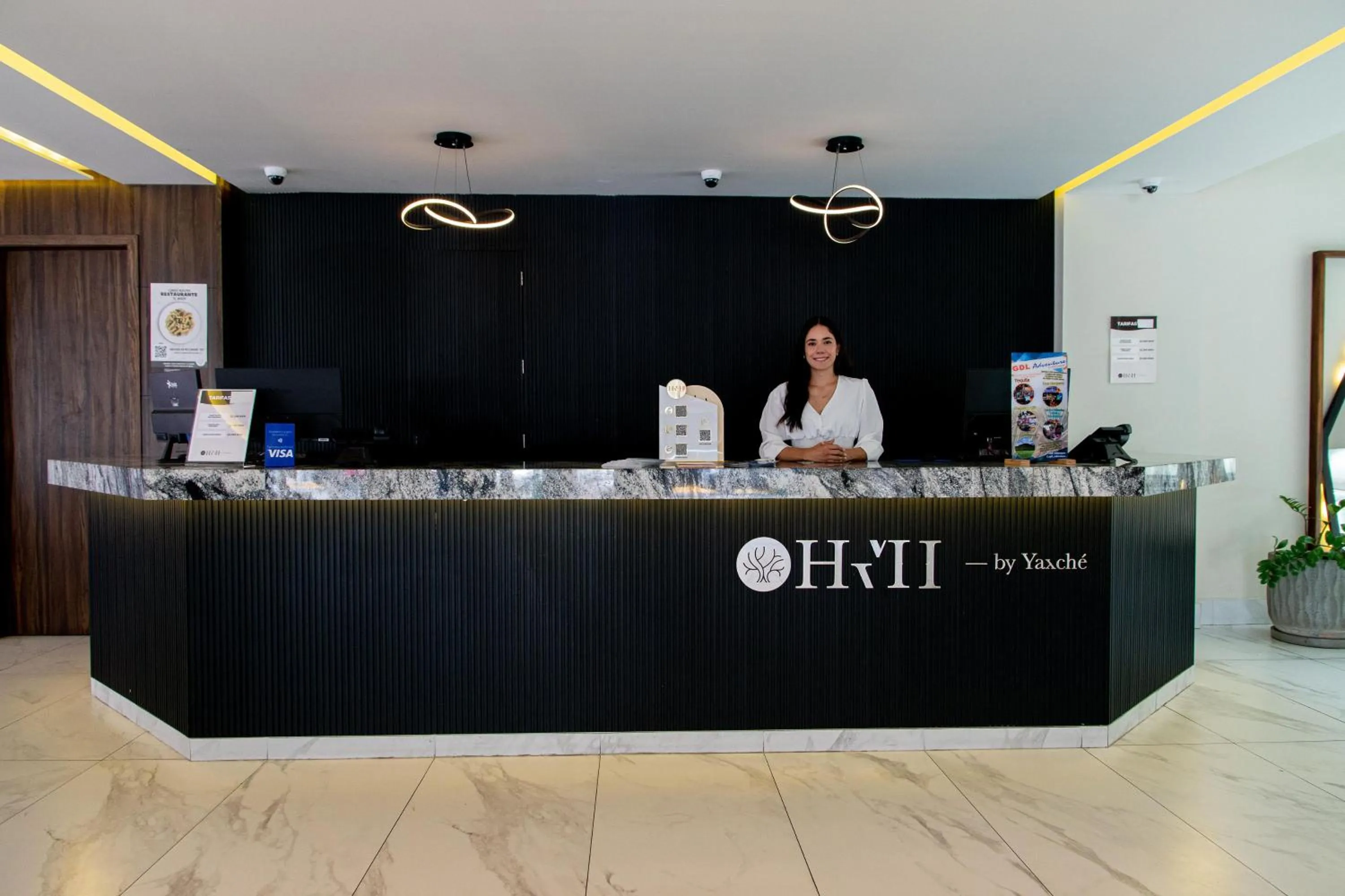 Lobby or reception in HVH by Yaxché