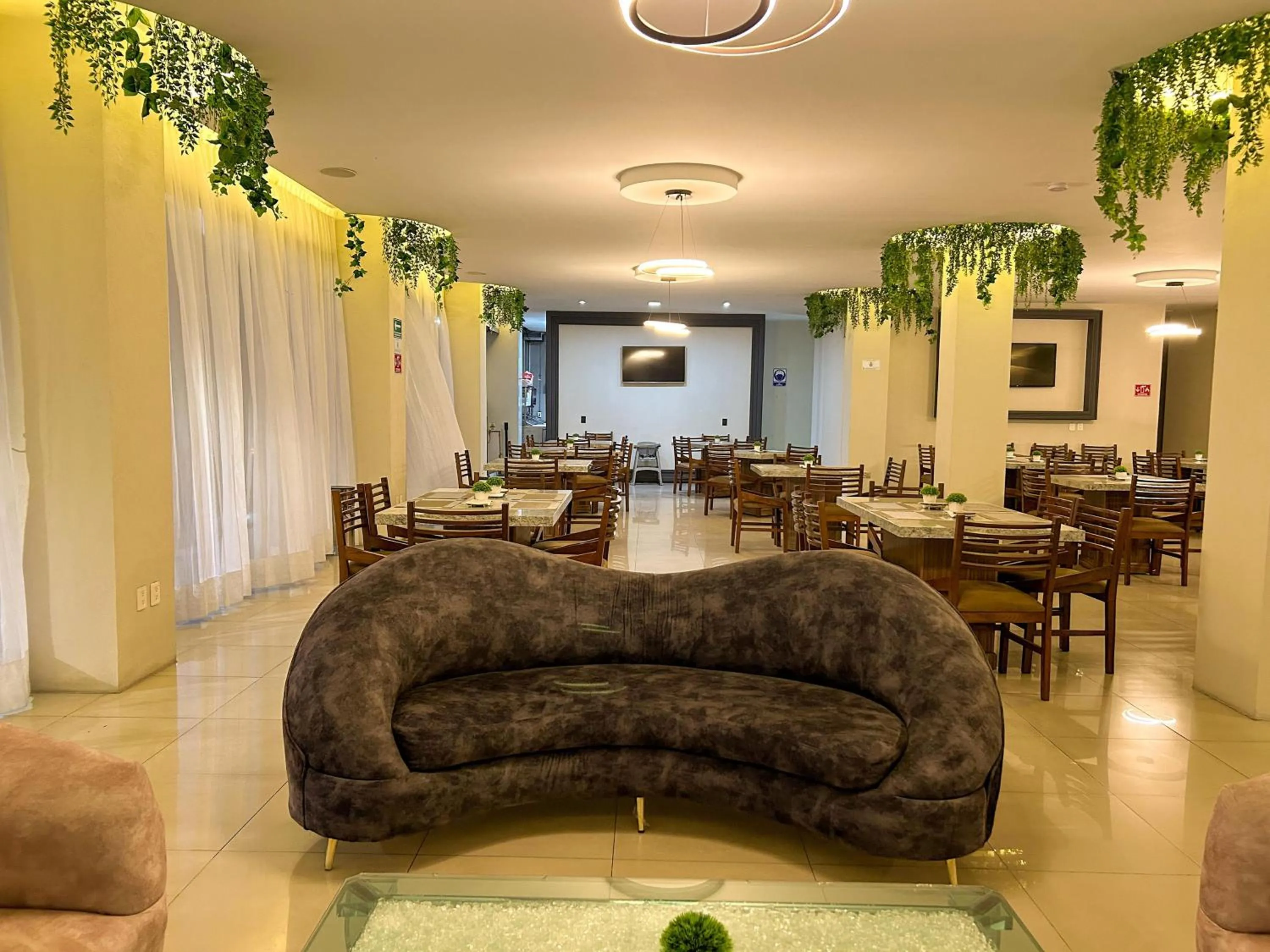 Restaurant/places to eat in HVH by Yaxché