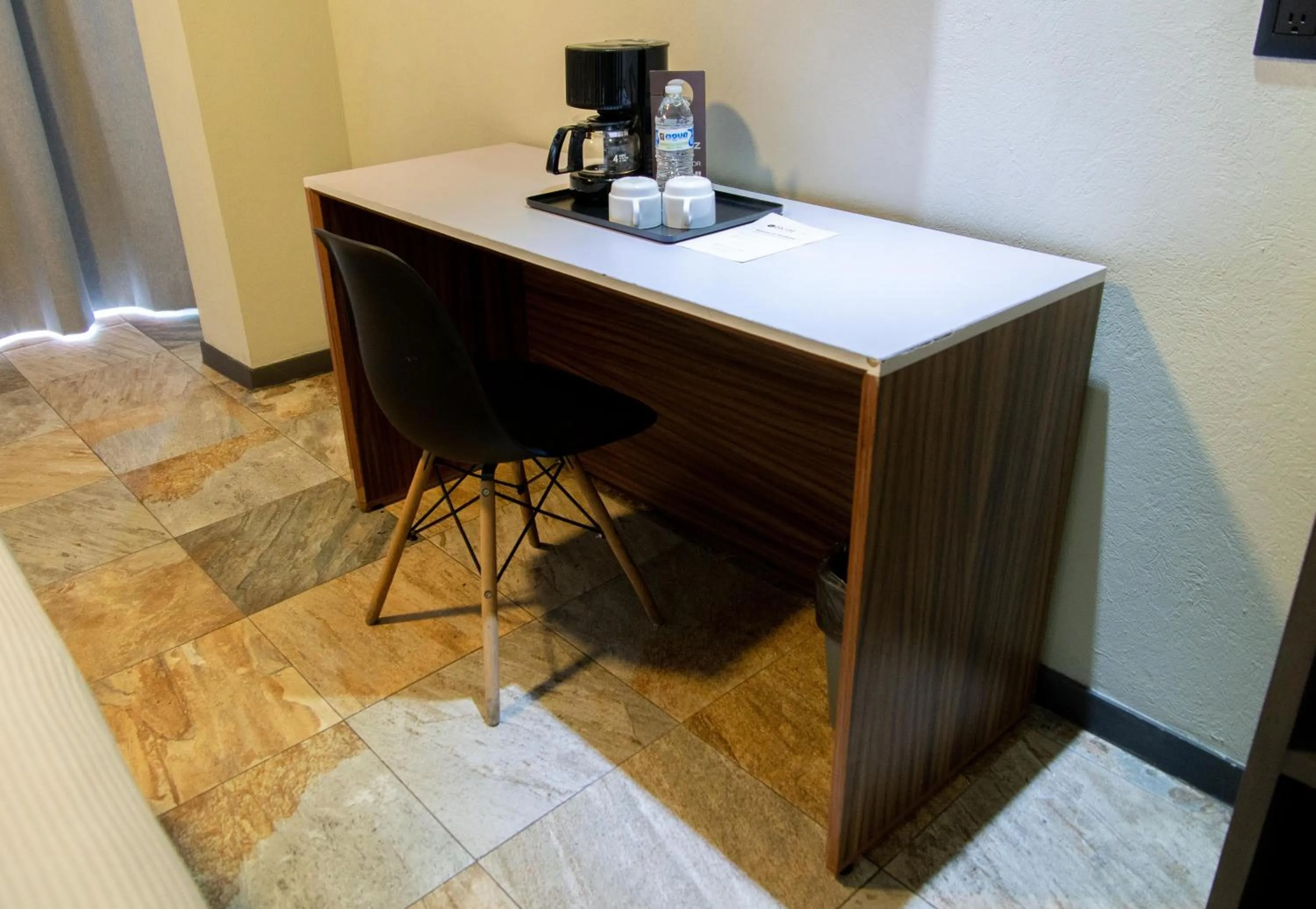 Coffee/tea facilities in HVH by Yaxché