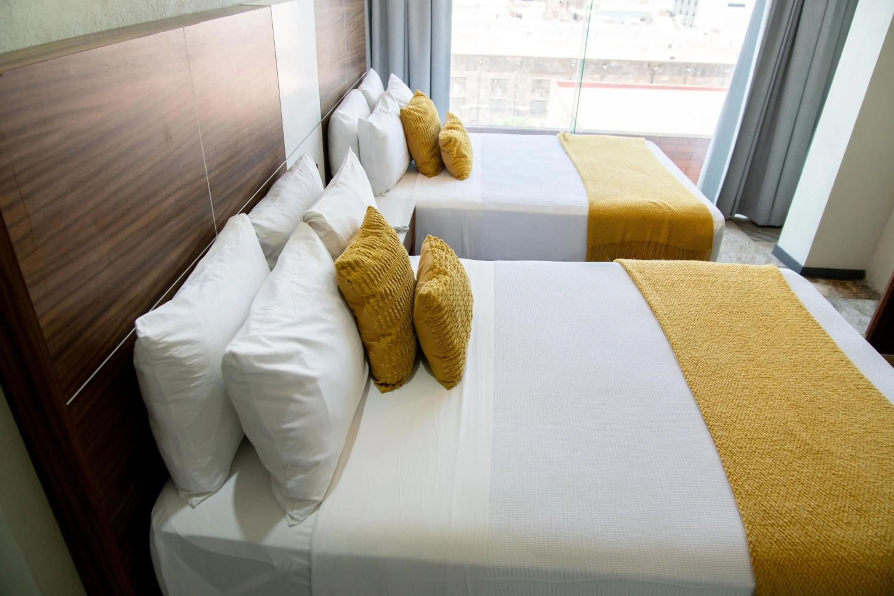 Bed in HVH by Yaxché