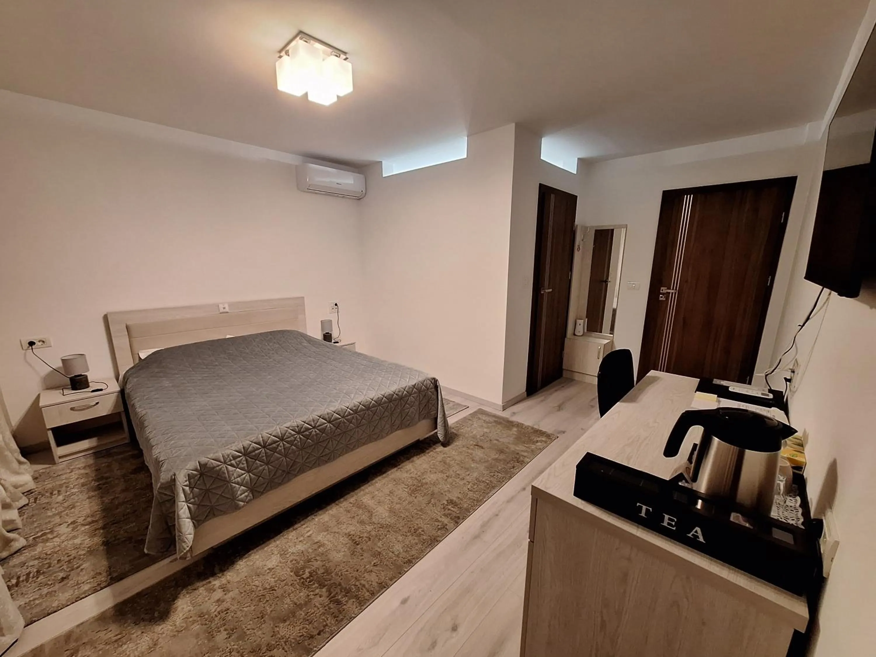 Shower, Bed in TREND