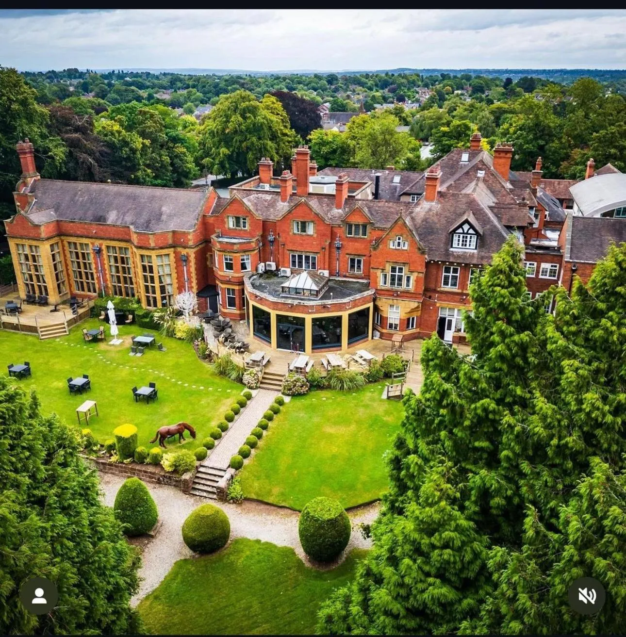 Property building in The Mount Country Manor Hotel & Golf Wolverhampton