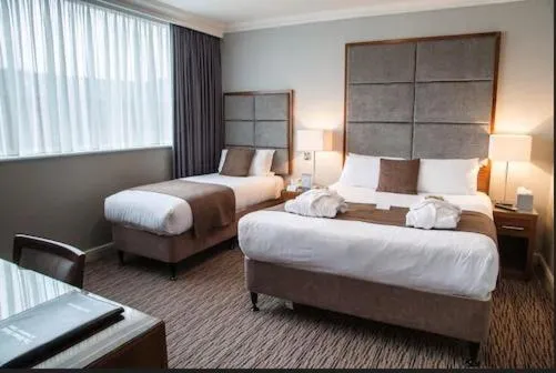 Family, Bed in The Mount Country Manor Hotel & Golf Wolverhampton