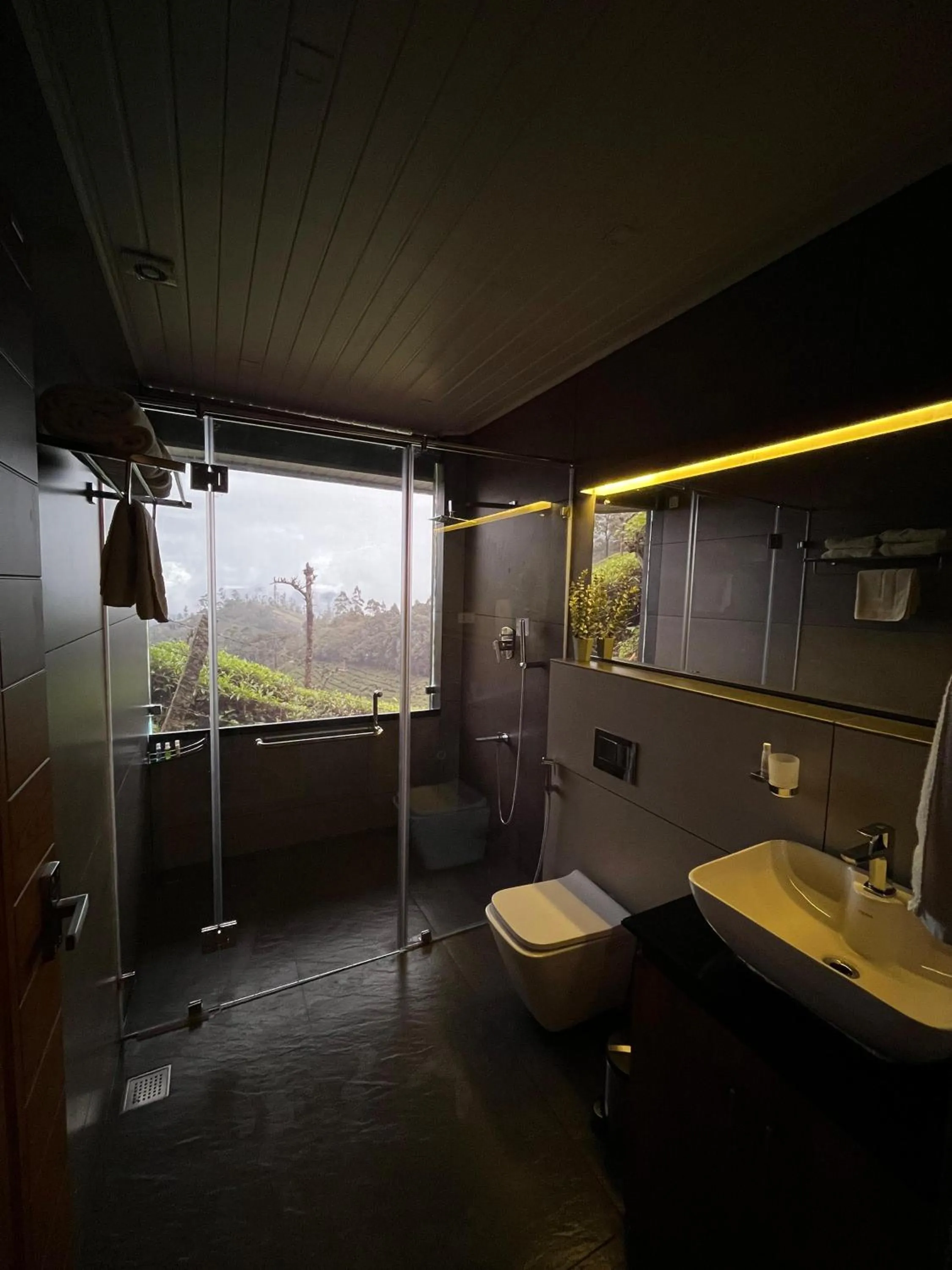 Shower in Misty Courtyard Resort