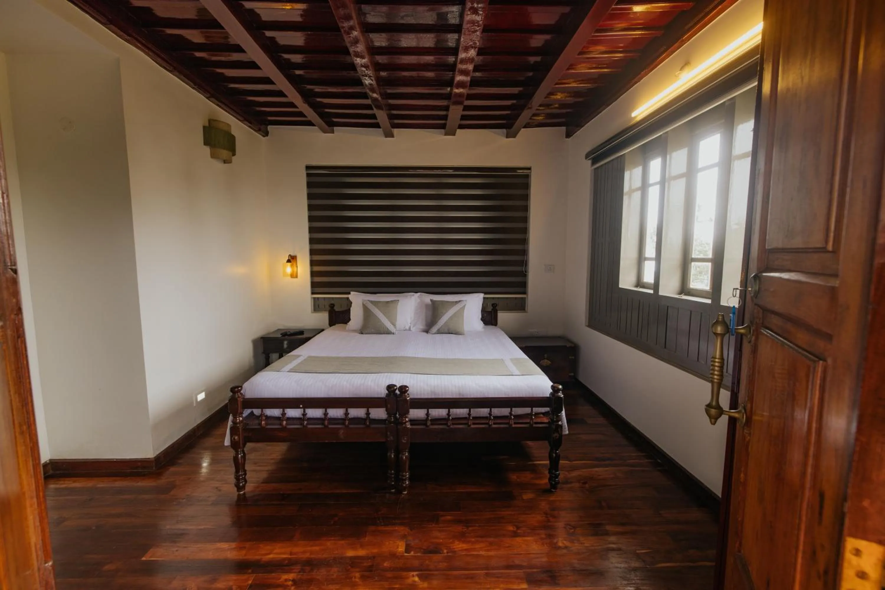 Bed in Misty Courtyard Resort