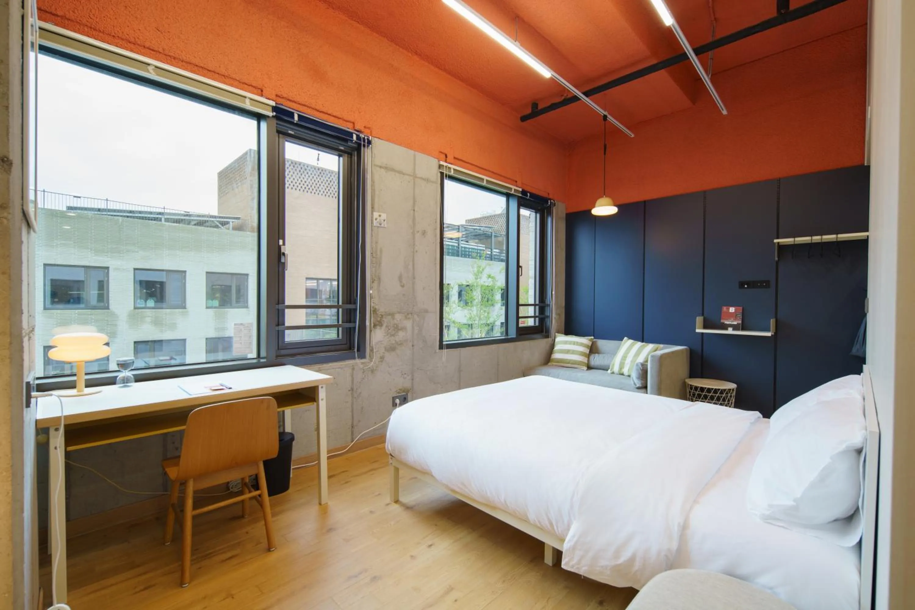 Bed in Local Stitch Creator Town Seogyo