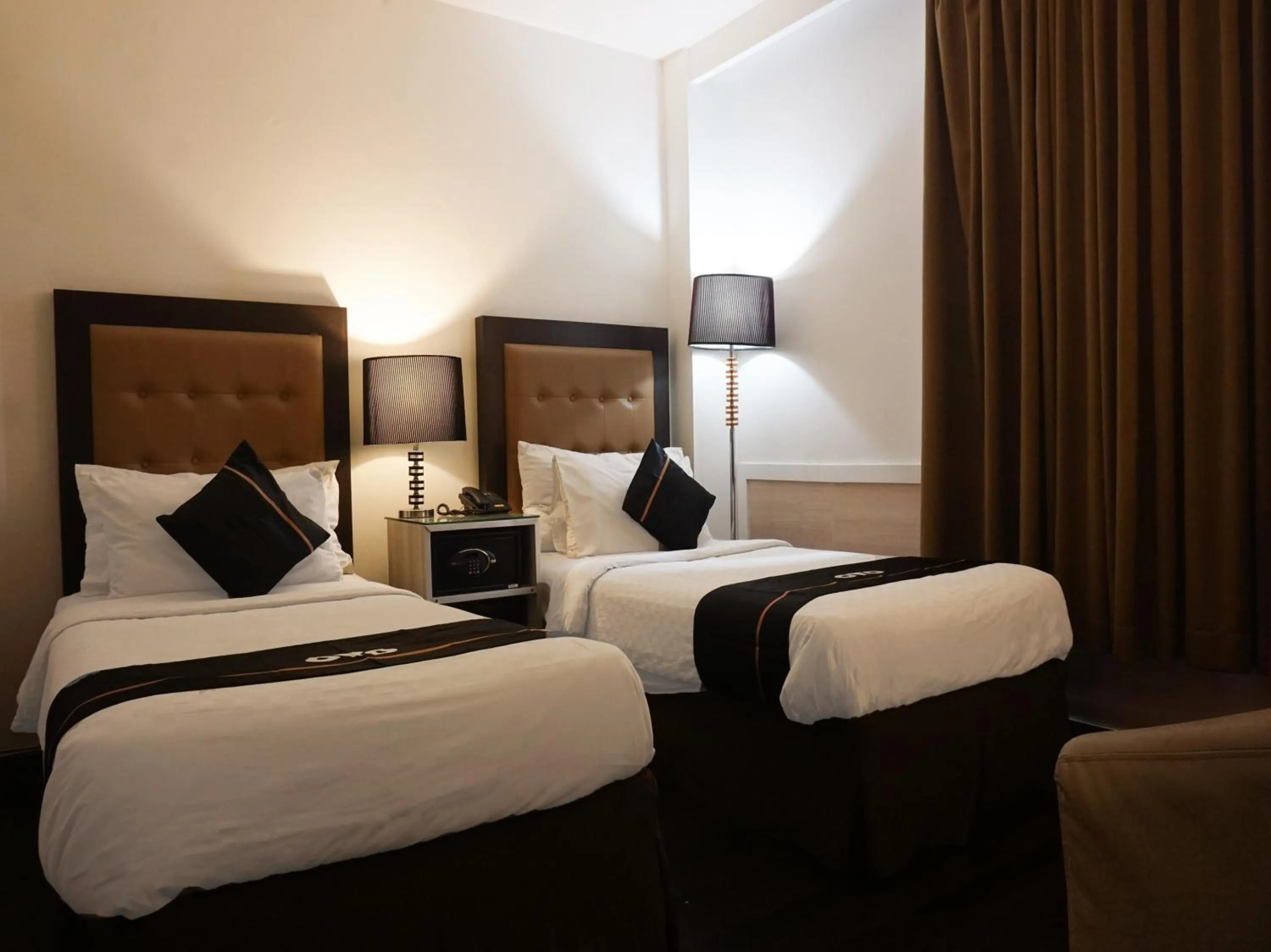 Bedroom, Bed in Hotel O Townhouse Oak Grand Orienchi