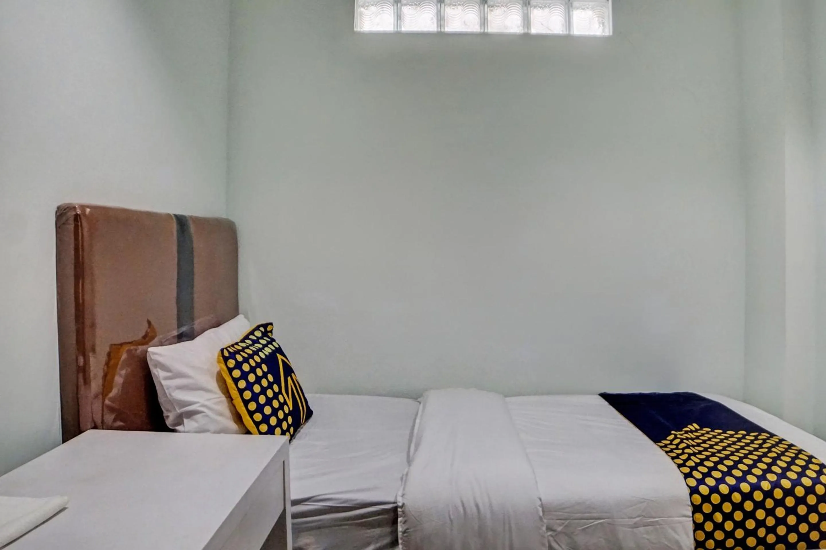 Bedroom in Hotel O Finest House Near Amplas Bus Terminal