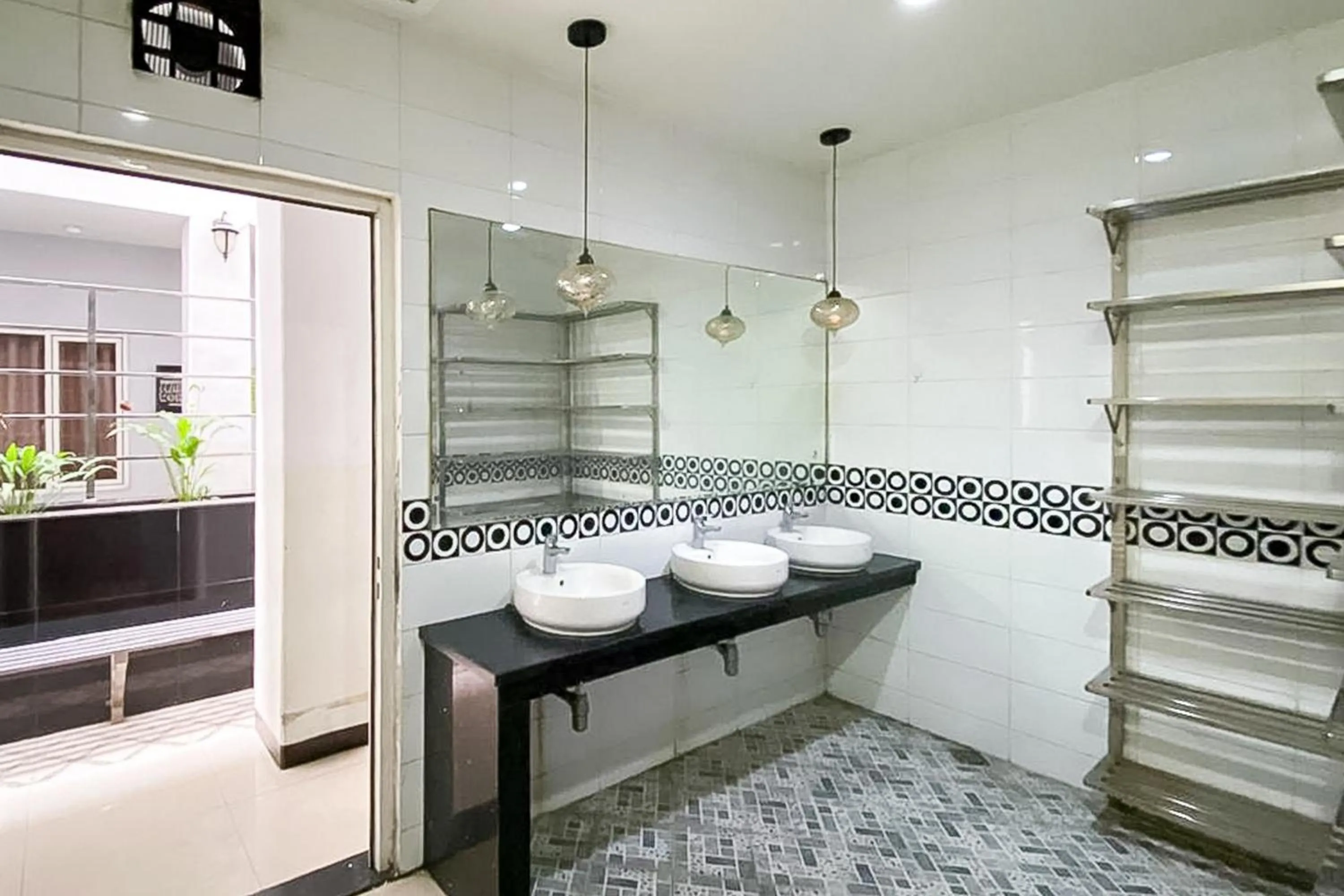 Bathroom in RedDoorz Hostel at FInest Medan