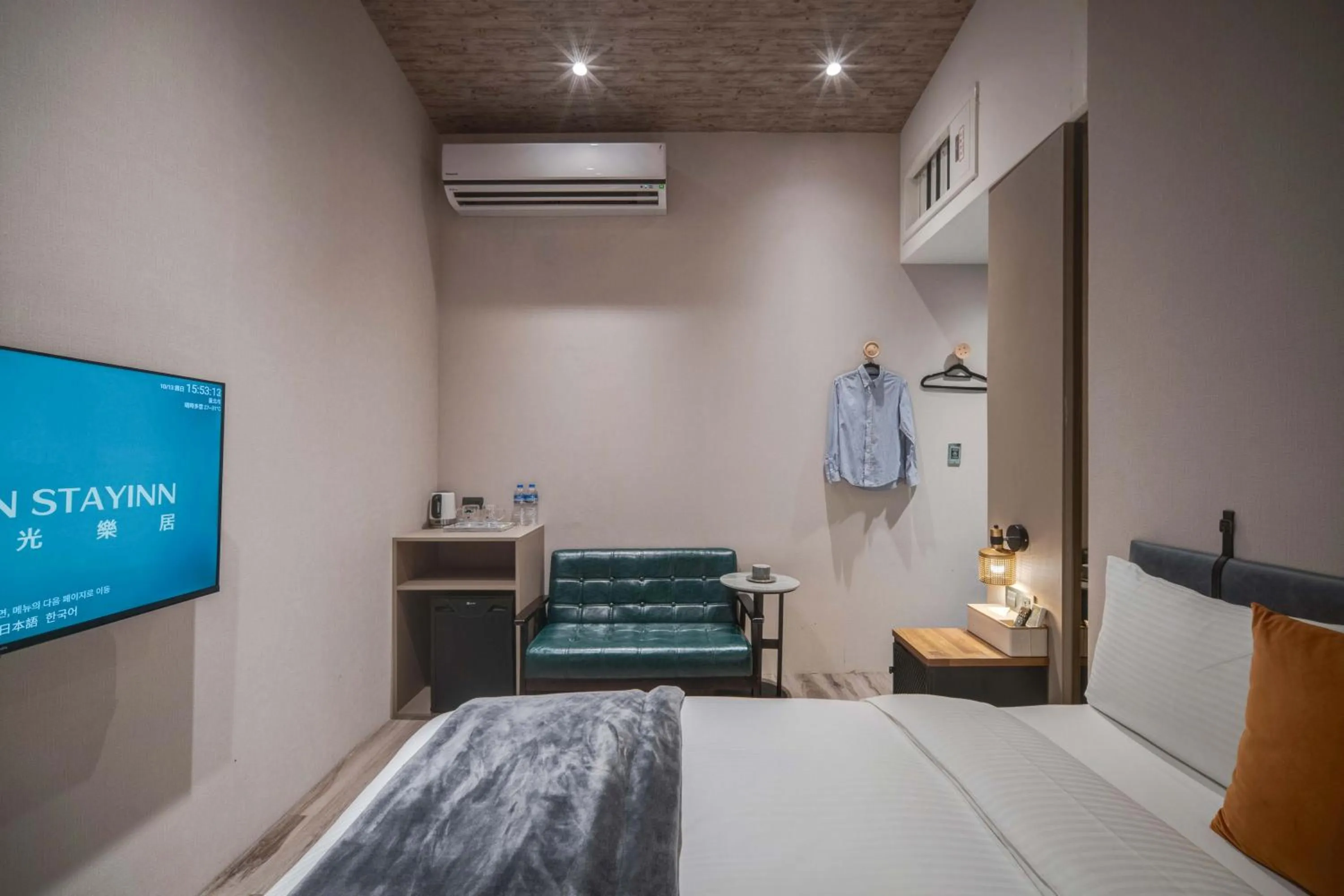 Photo of the whole room, Bed in Fun Stay Inn Ximen