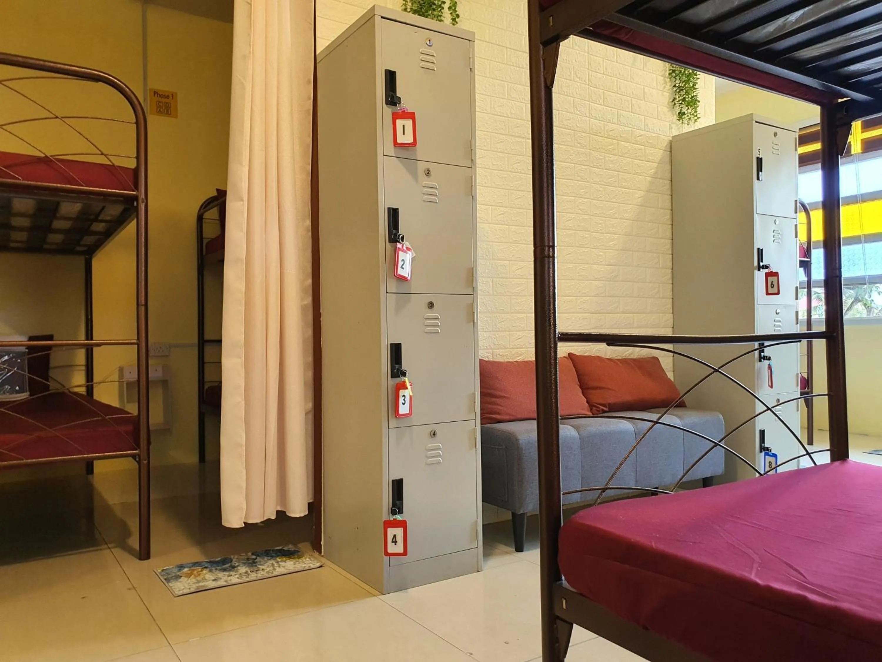 Bedroom, Bed in SPOT ON 90856 Arriva Travellers