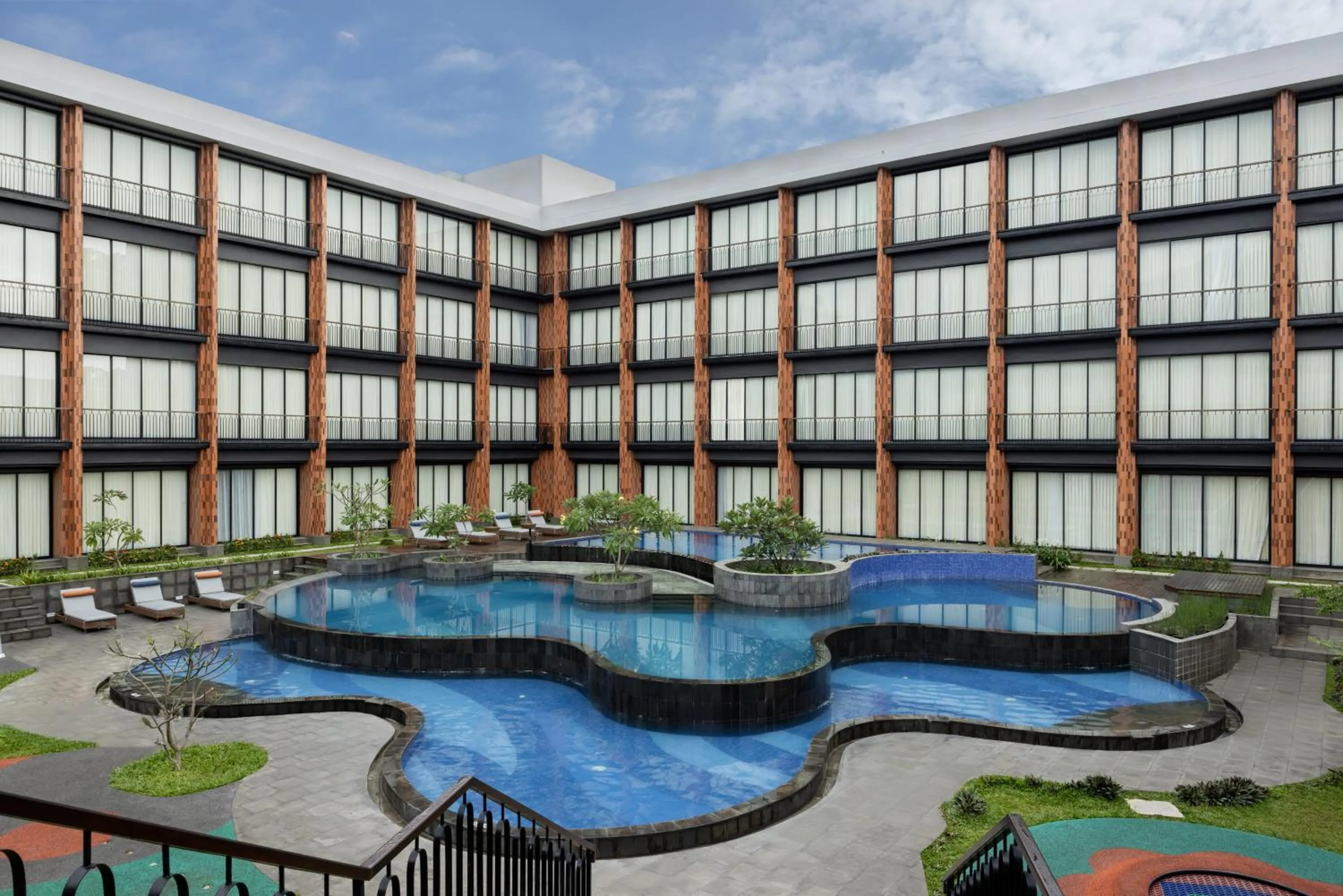 Property building in Hotel Santika Premiere Linggarjati - Kuningan