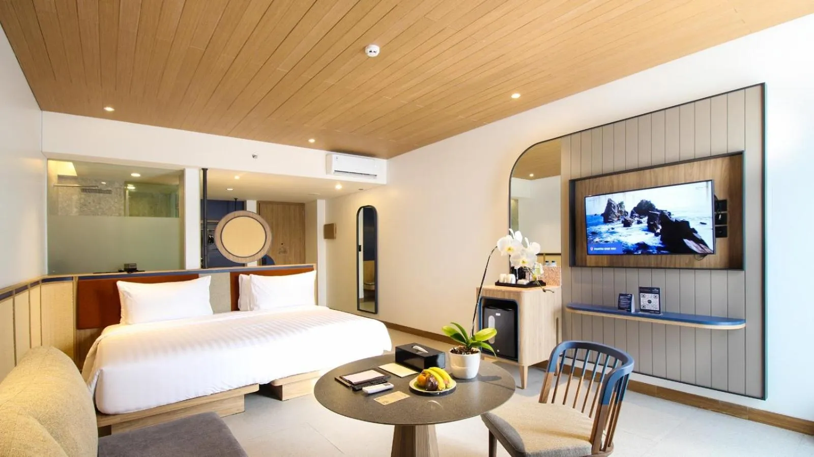 Bedroom, Bed in Hotel Santika Premiere Linggarjati - Kuningan