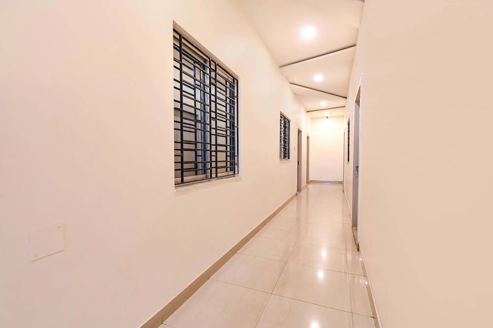 Lobby or reception in FabHotel Kitchen Q Inn - Belaghata