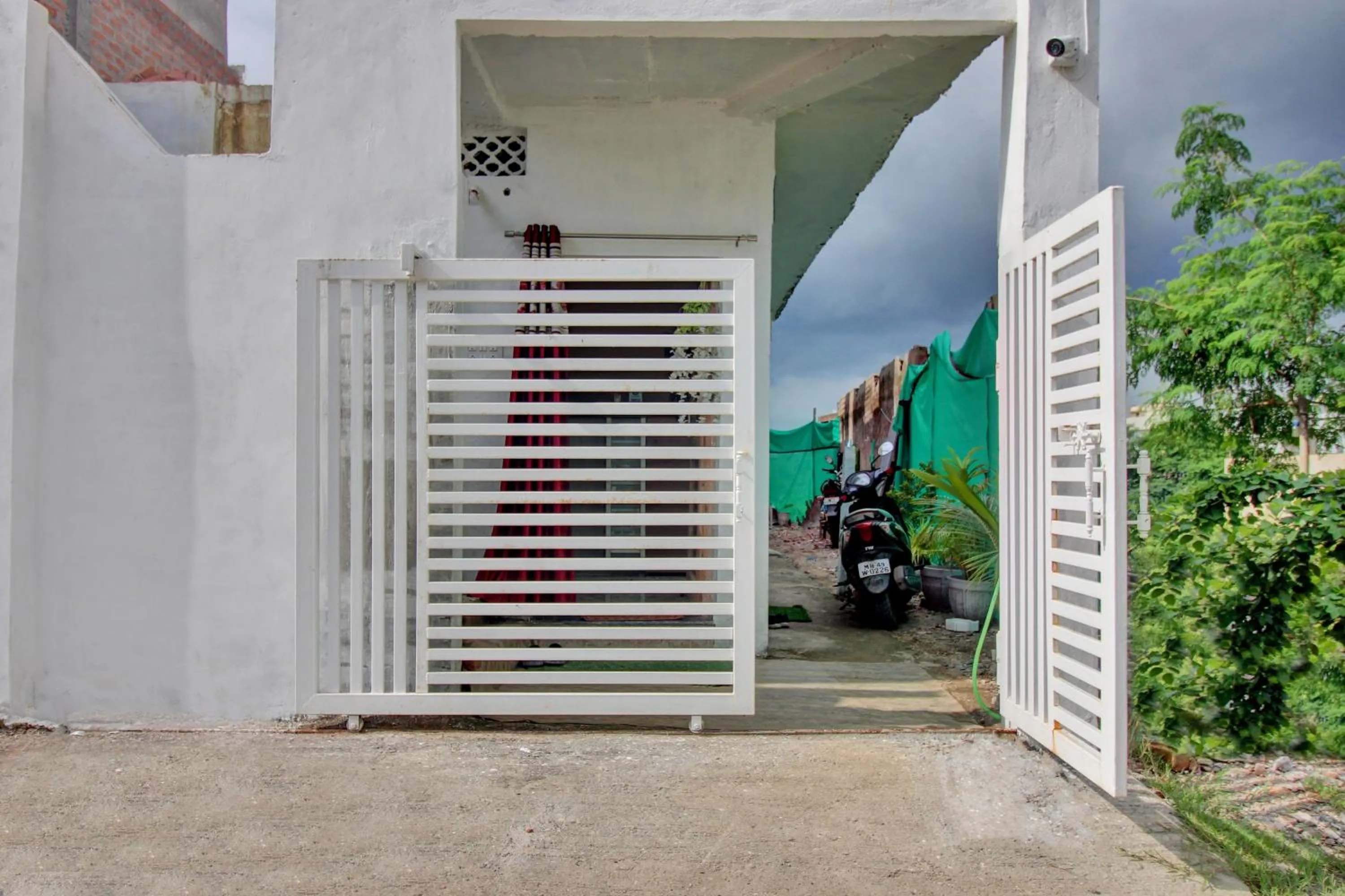 Facade/entrance in SPOT ON Hotel BRC Inn