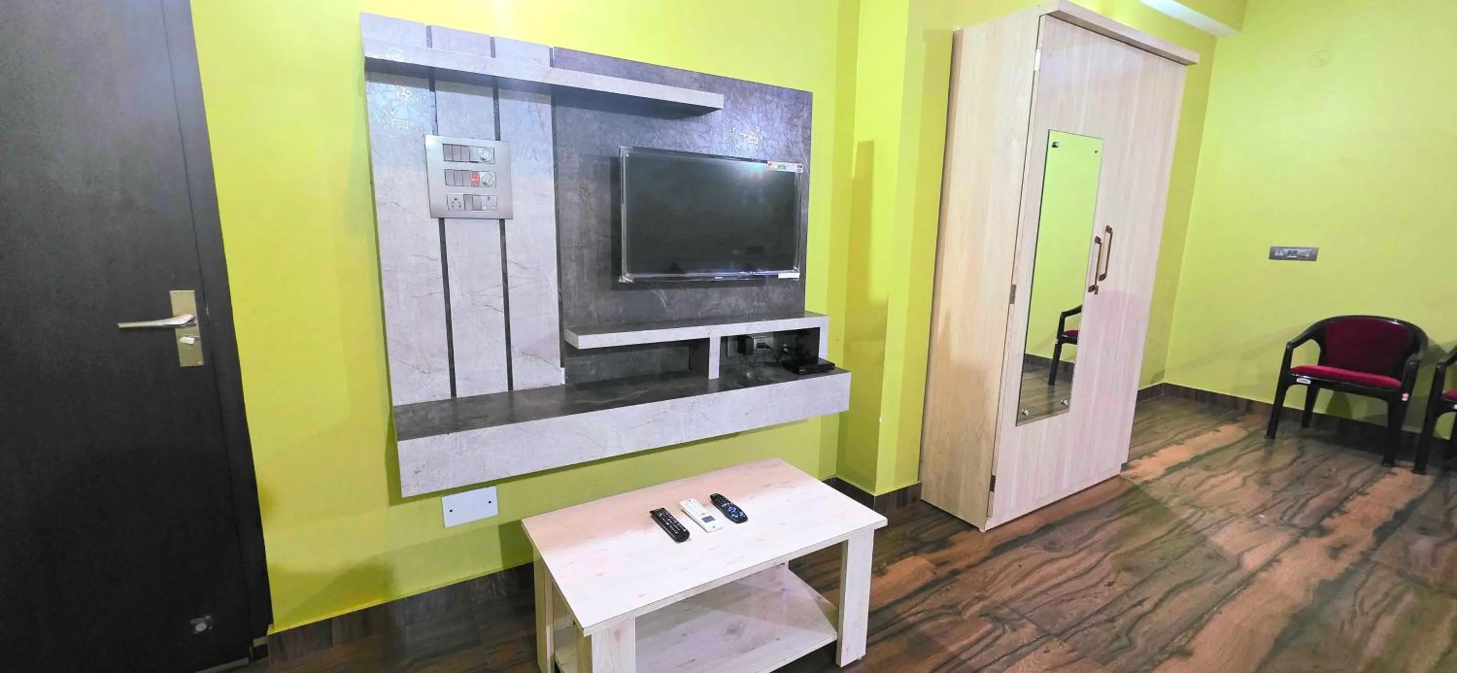 Bedroom in FabExpress JT Complex