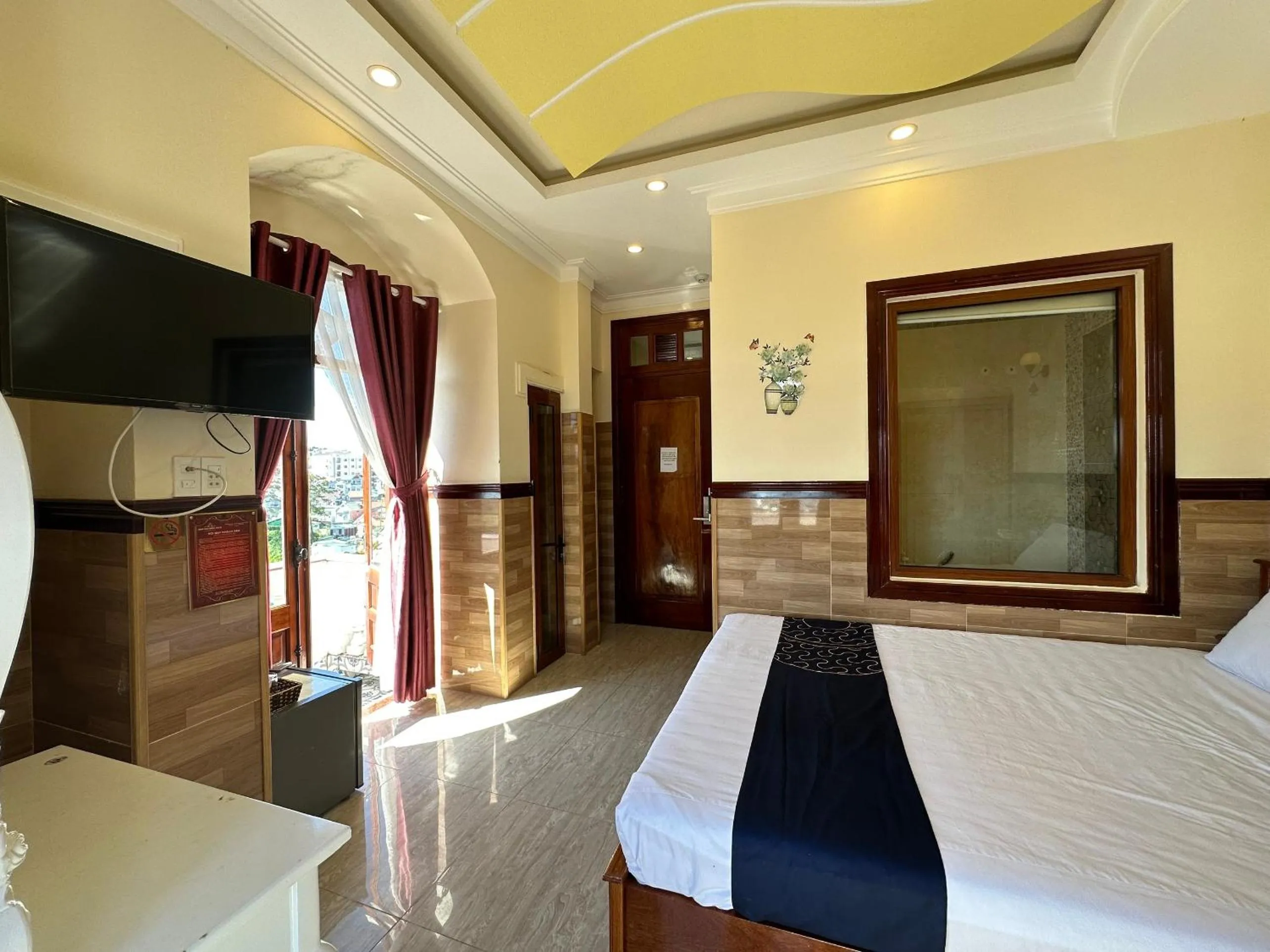 Bedroom, Bed in Capital O 1198 Dinh Loan Hotel