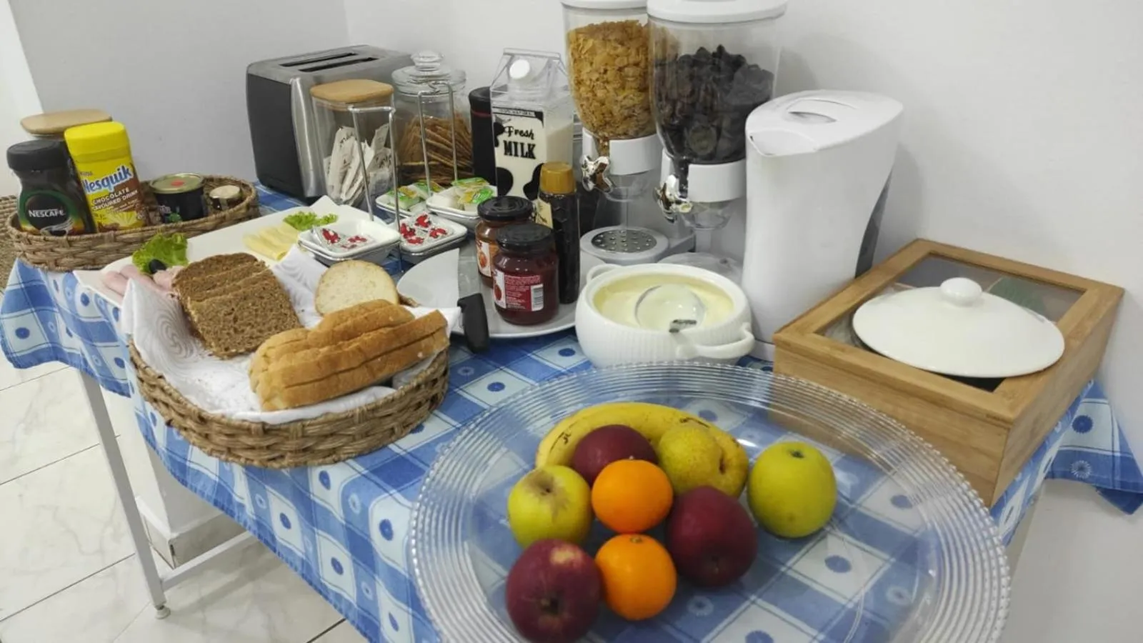 Breakfast in CASA NATALIA - Guesthouse