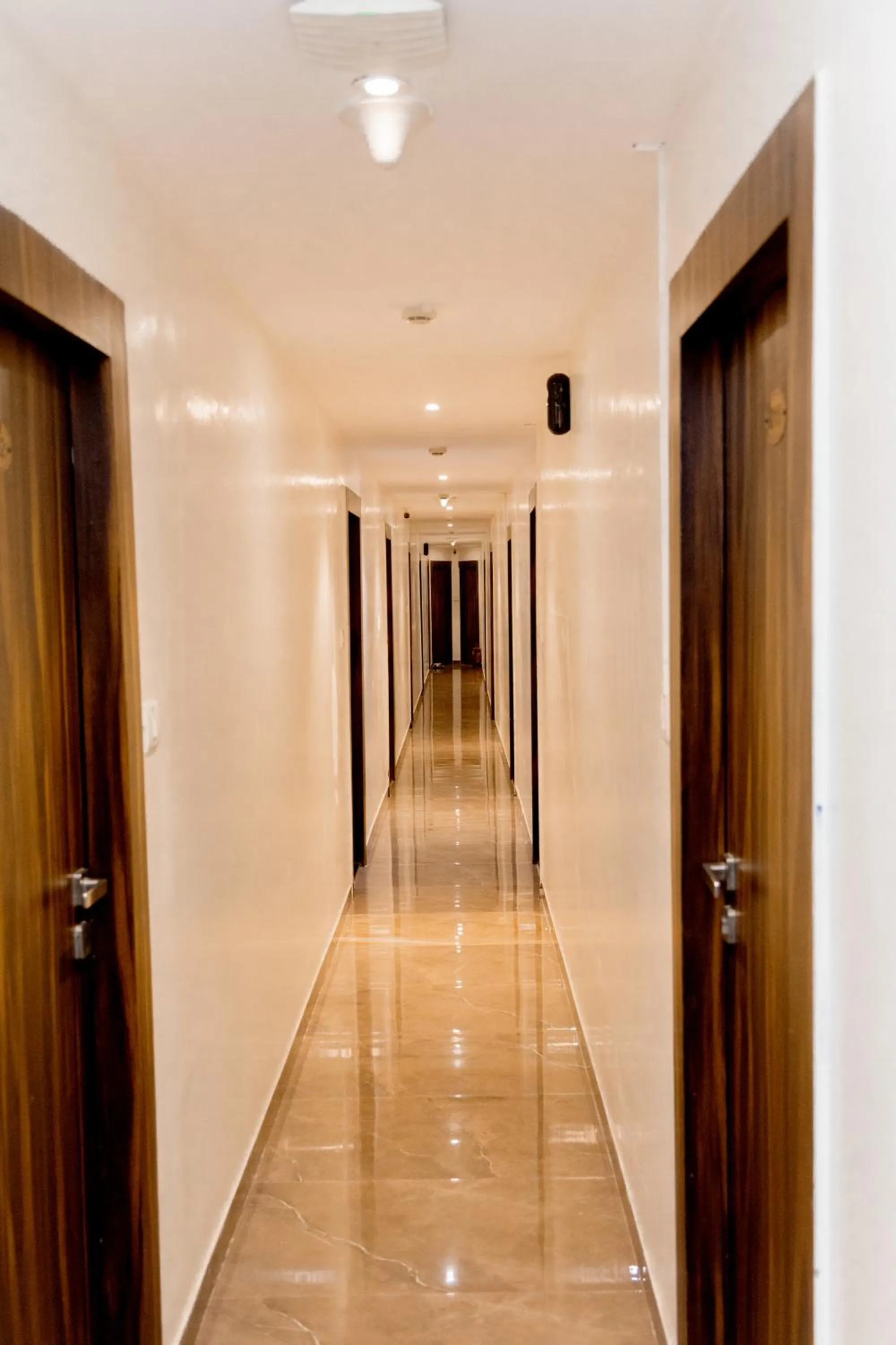 Property building in HOTEL GOLDEN TULIPZ