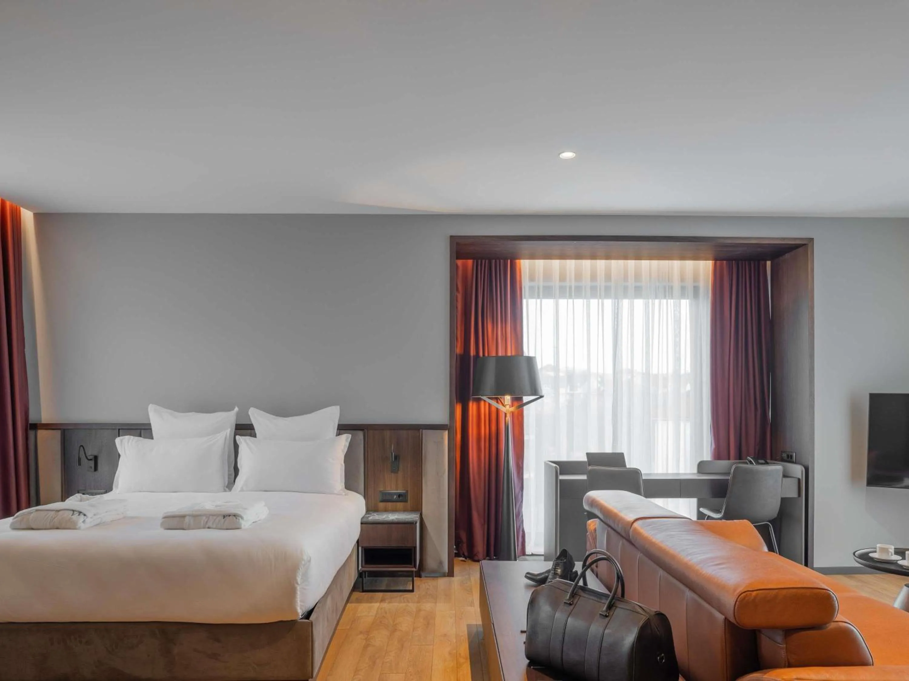 Bedroom, Bed in Mercure Prishtina City