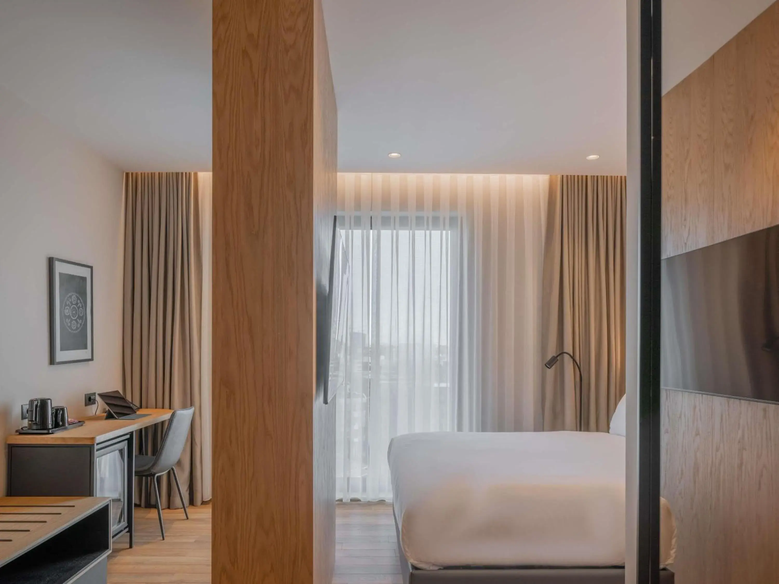 Privilege Room with One Queen Bed - single occupancy in Mercure Prishtina City Privilege Room with One Queen Bed - single occupancy in Mercure Prishtina City