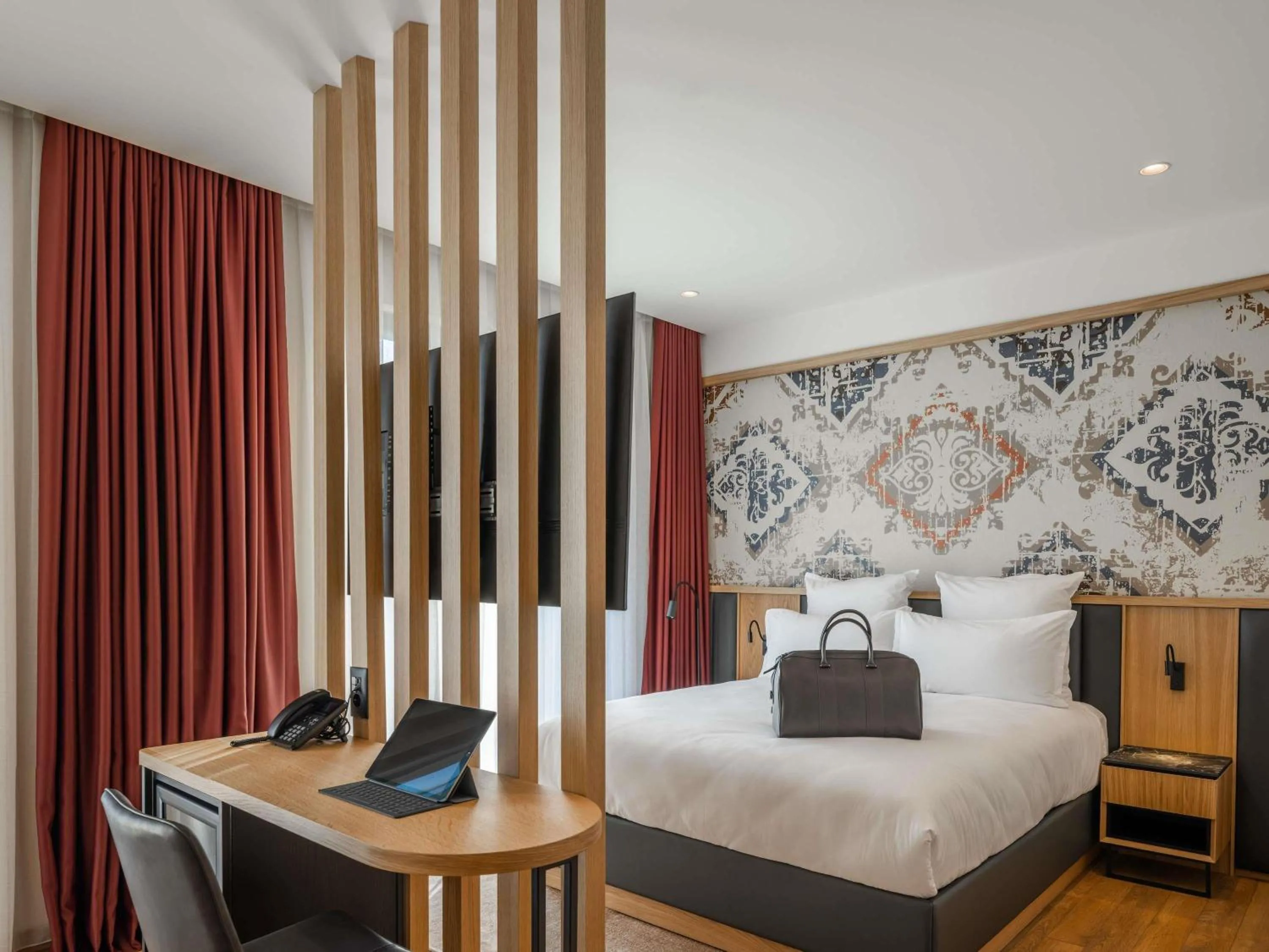 Bedroom, Bed in Mercure Prishtina City