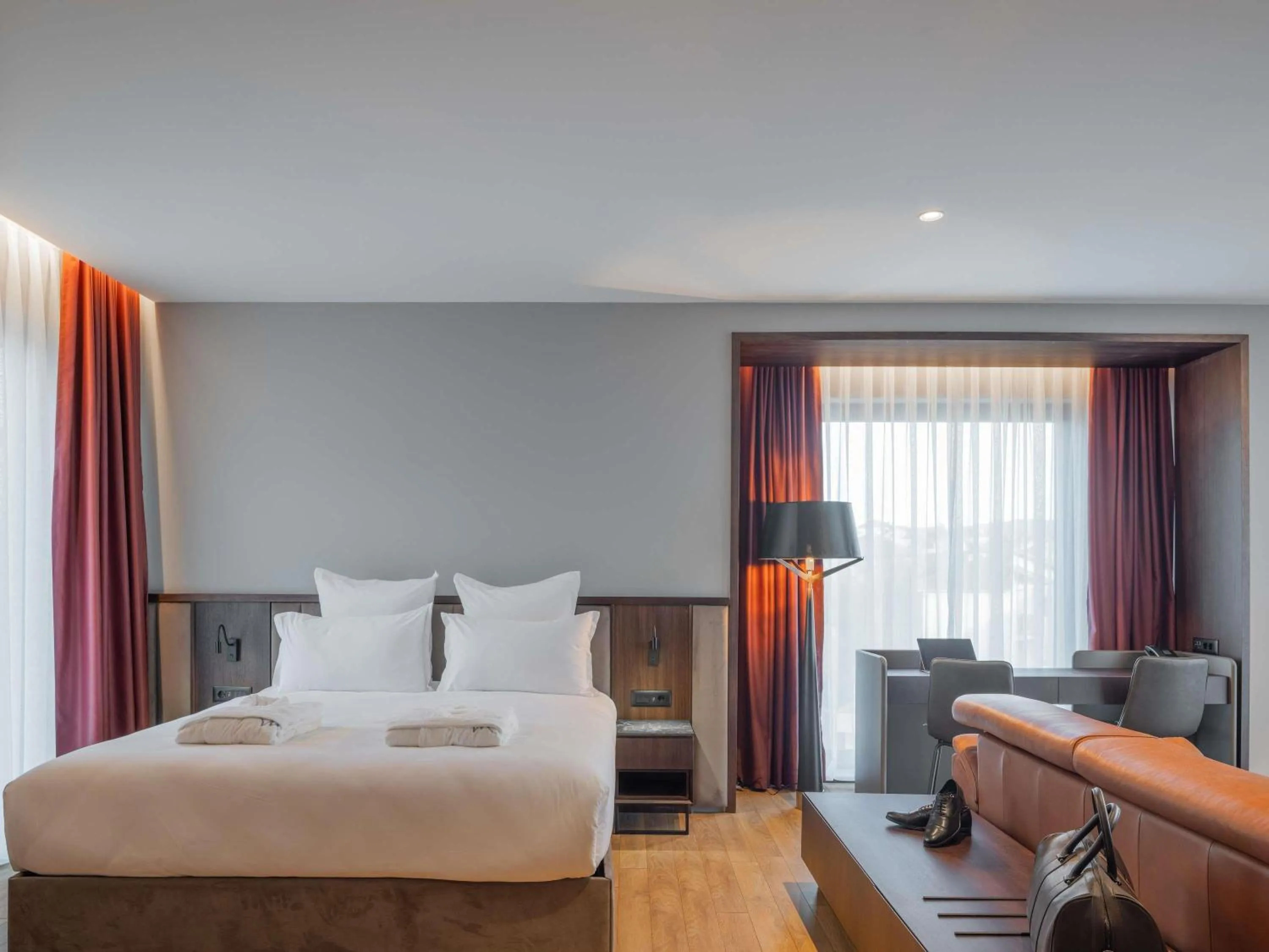 Bedroom, Bed in Mercure Prishtina City