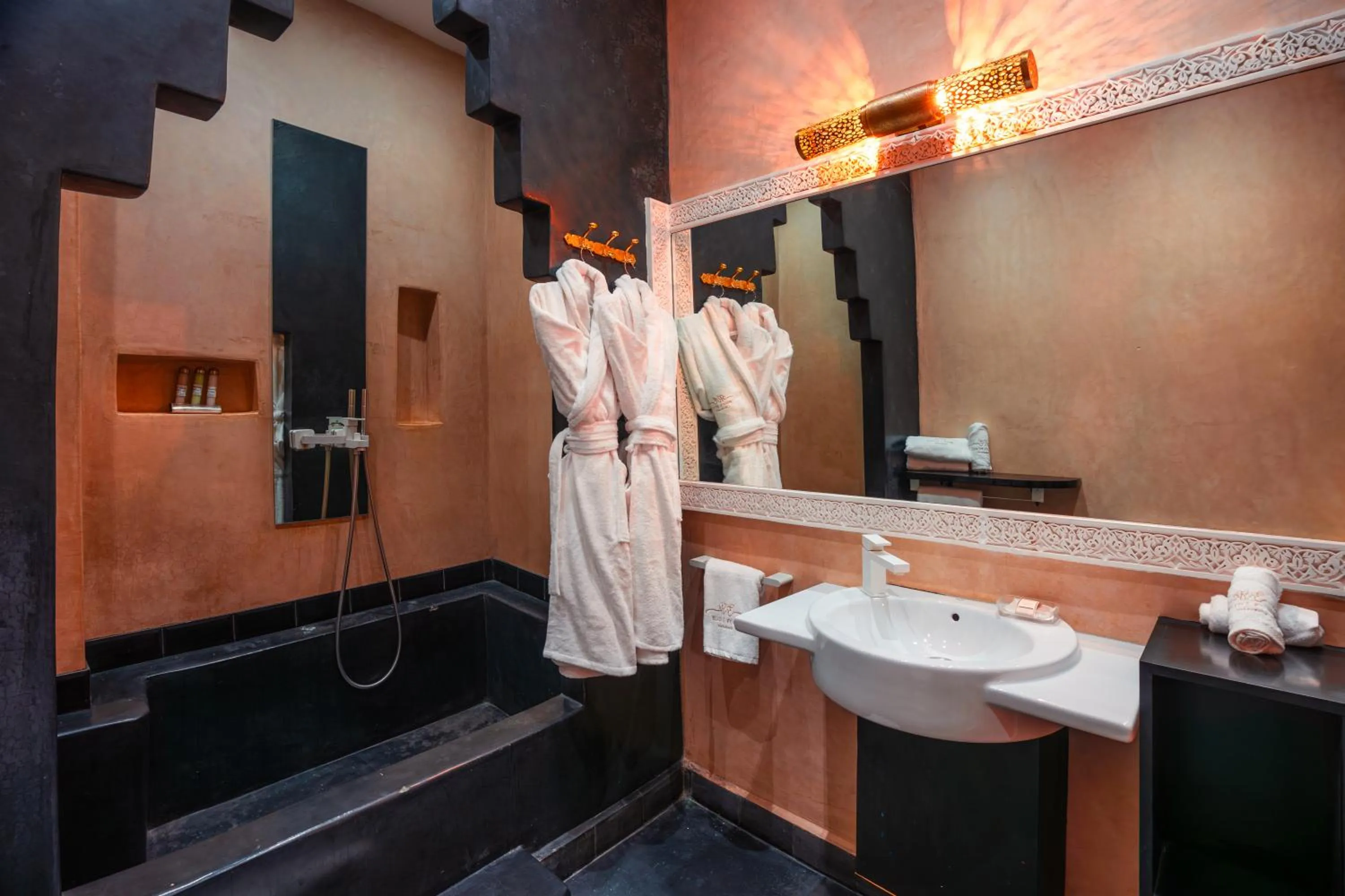 Bathroom in Riad L'ECOLE