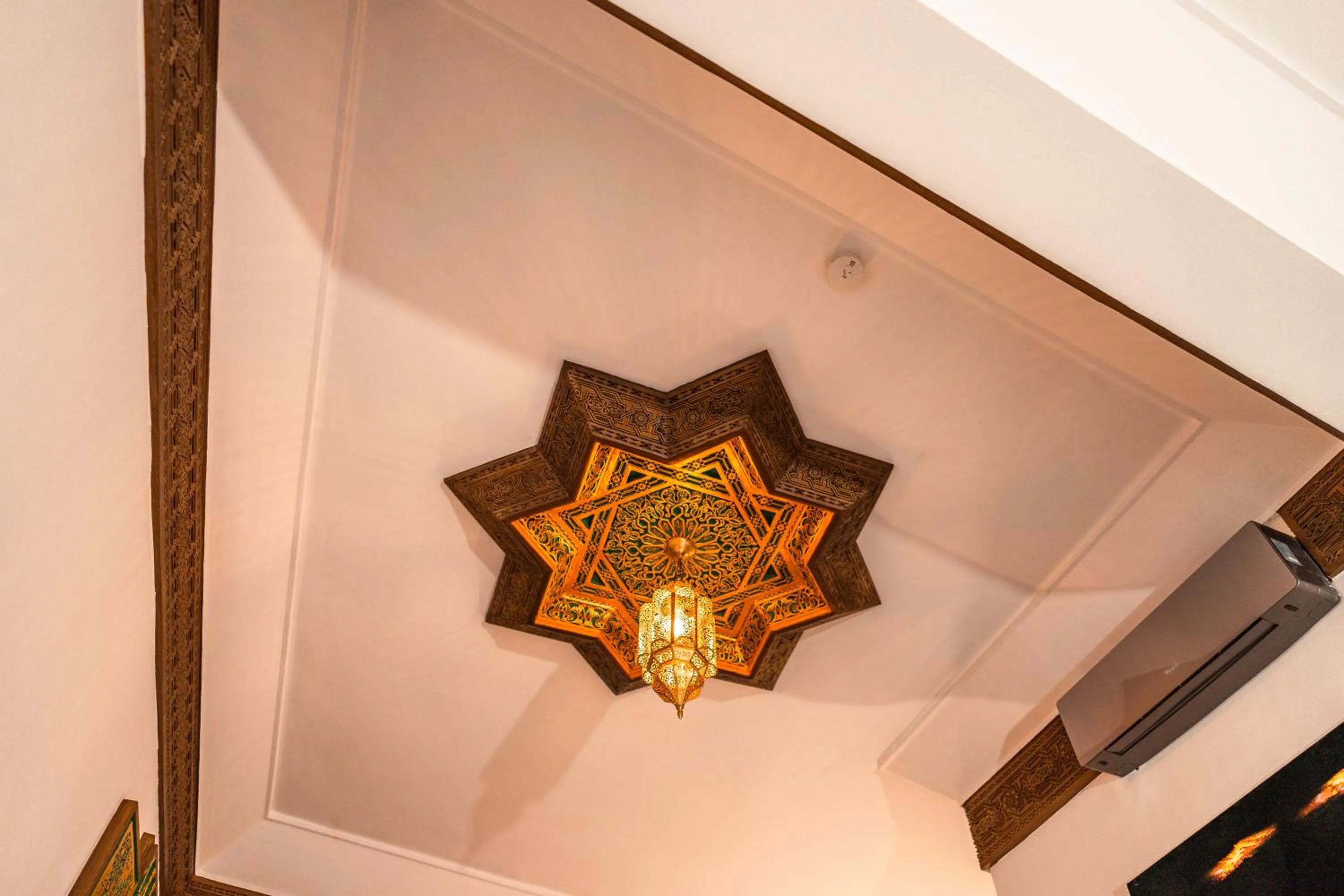 Decorative detail in Riad L'ECOLE