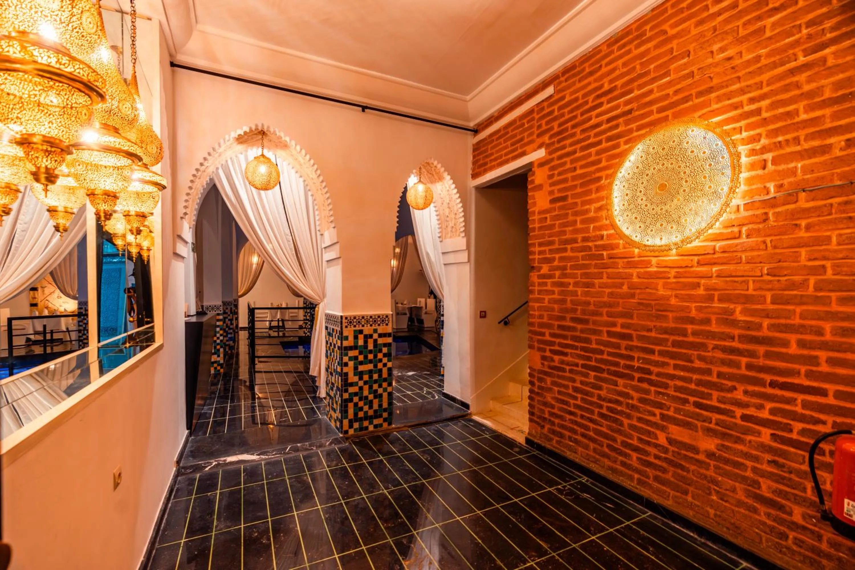 Facade/entrance in Riad L'ECOLE