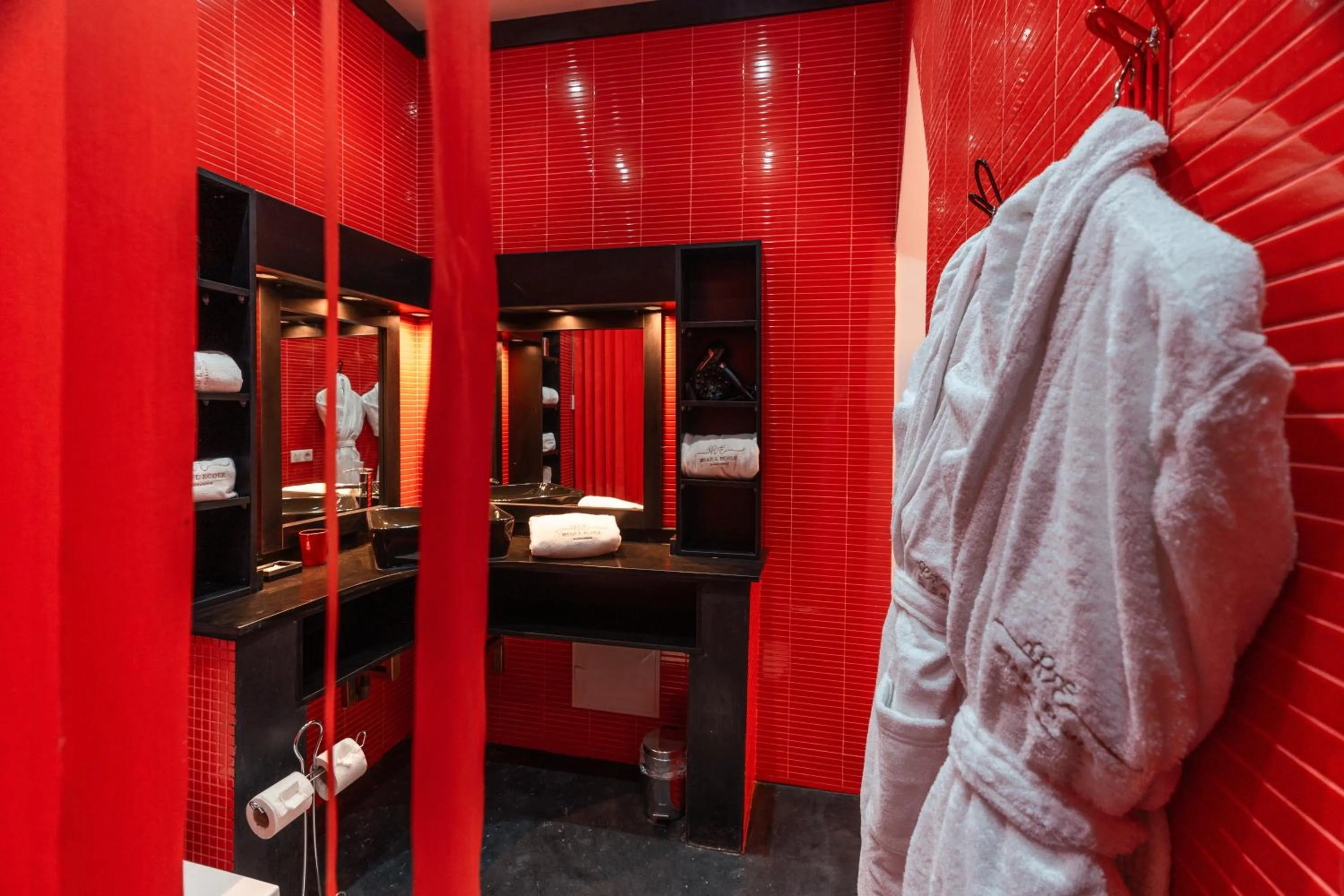 Shower in Riad L'ECOLE